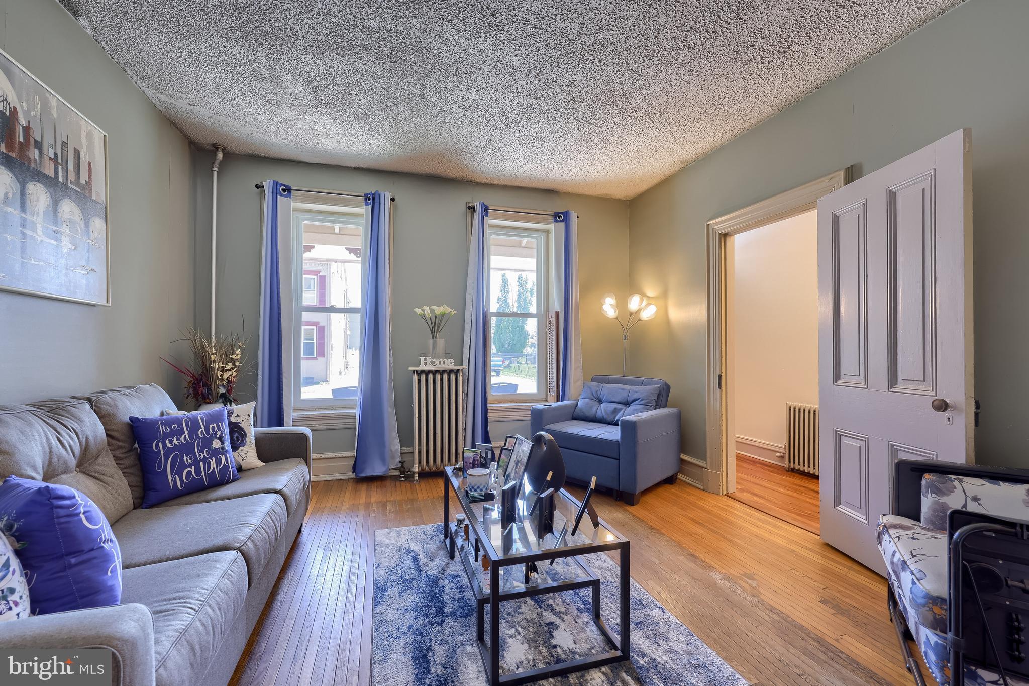 731 LOCUST STREET
