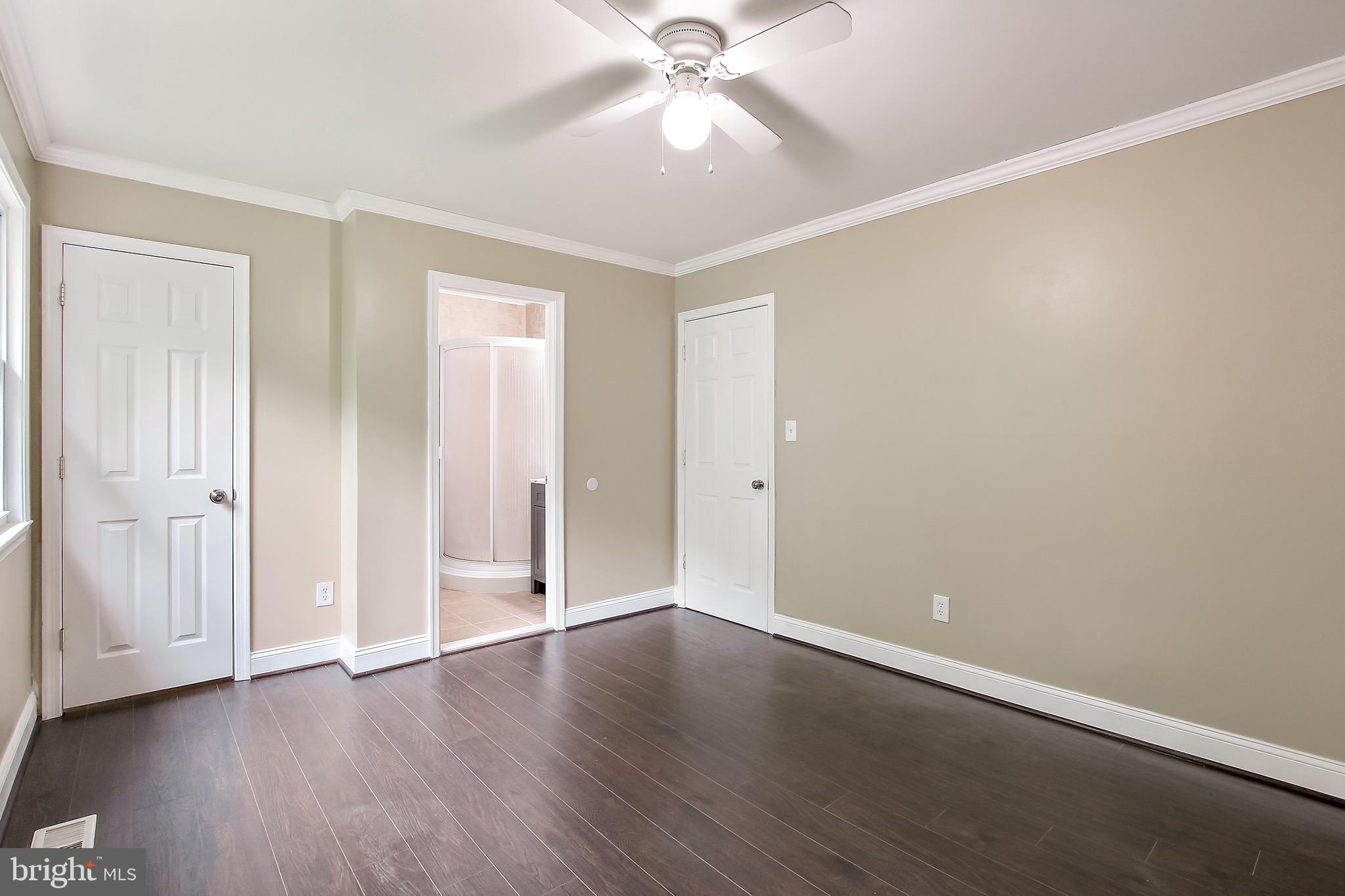 HARFORD SQUARE - Residential