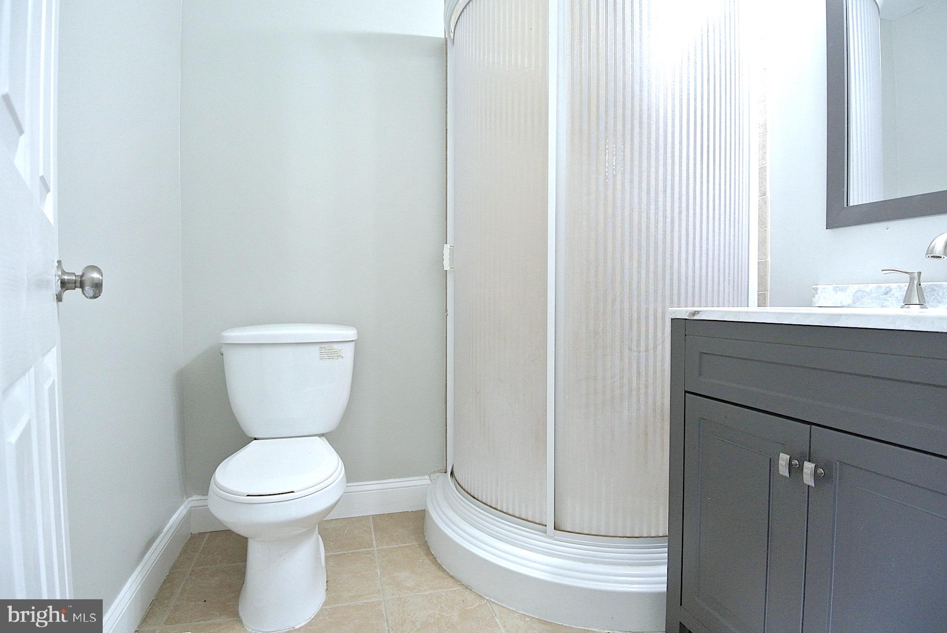 HARFORD SQUARE - Residential