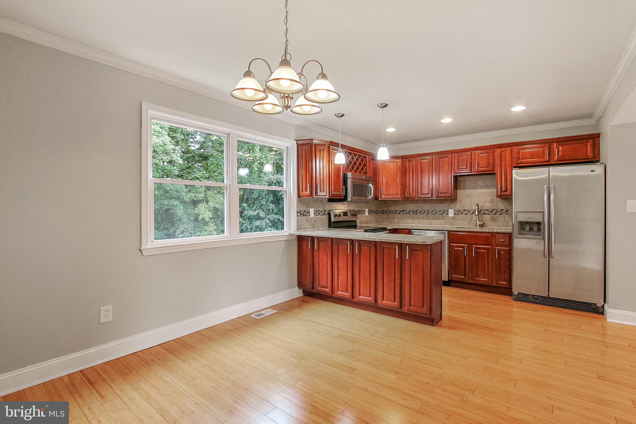 HARFORD SQUARE - Residential