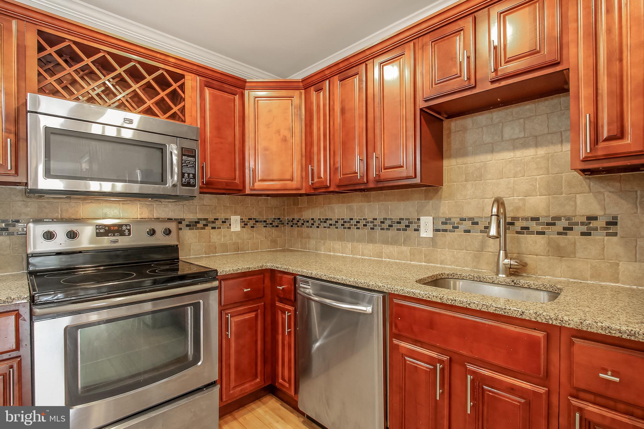 HARFORD SQUARE - Residential