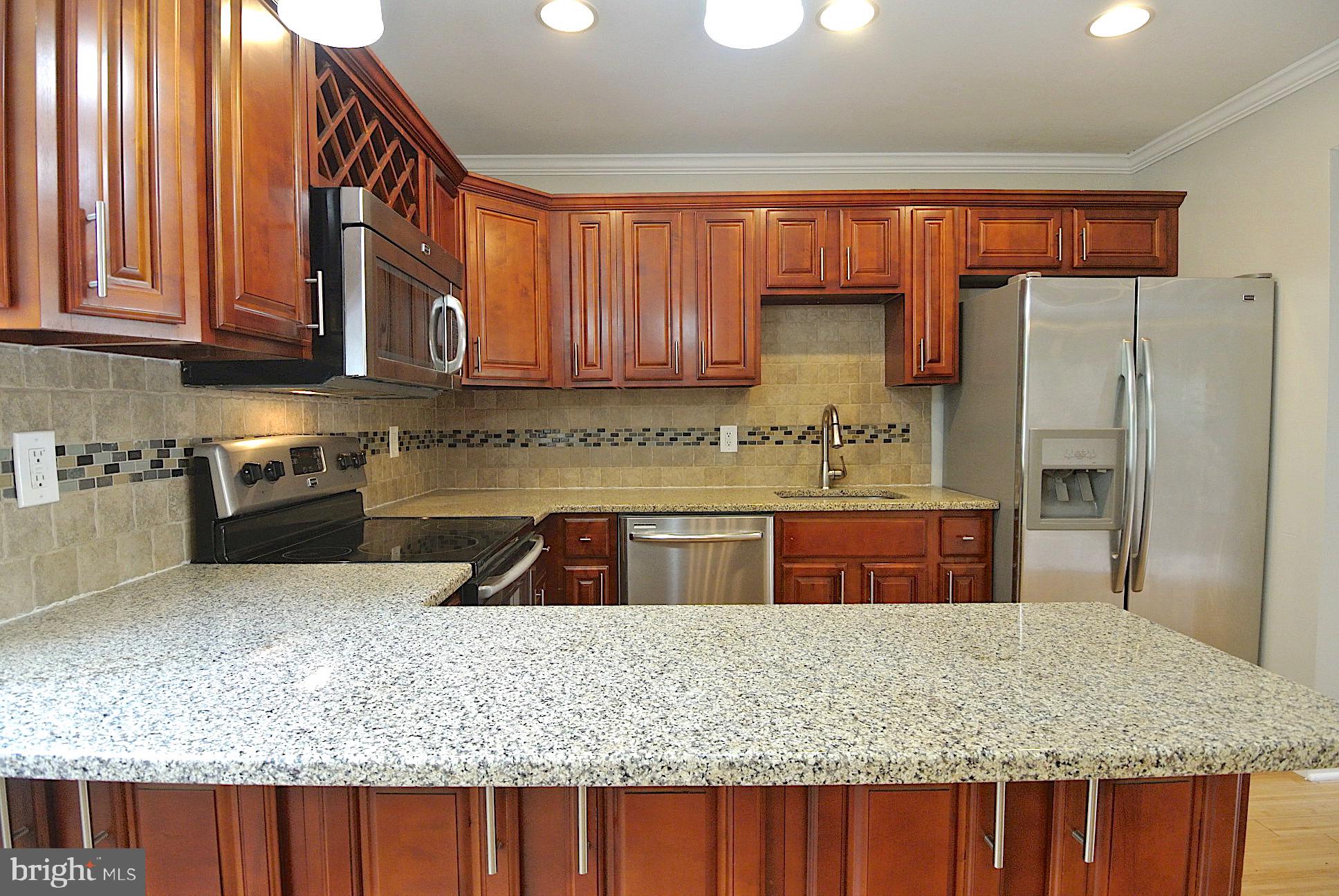 HARFORD SQUARE - Residential