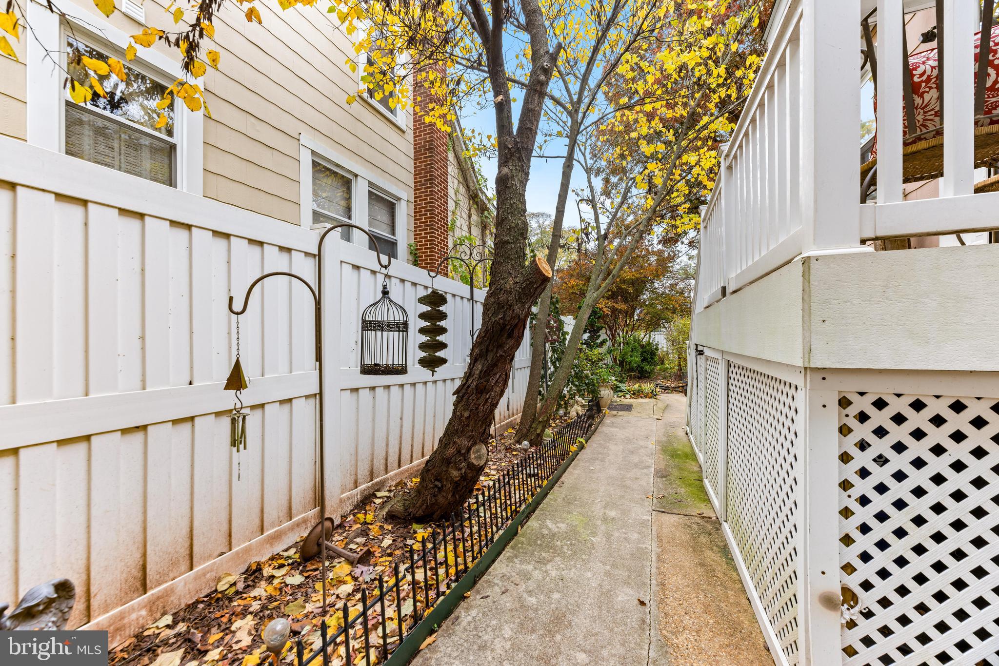 ARBUTUS - Residential