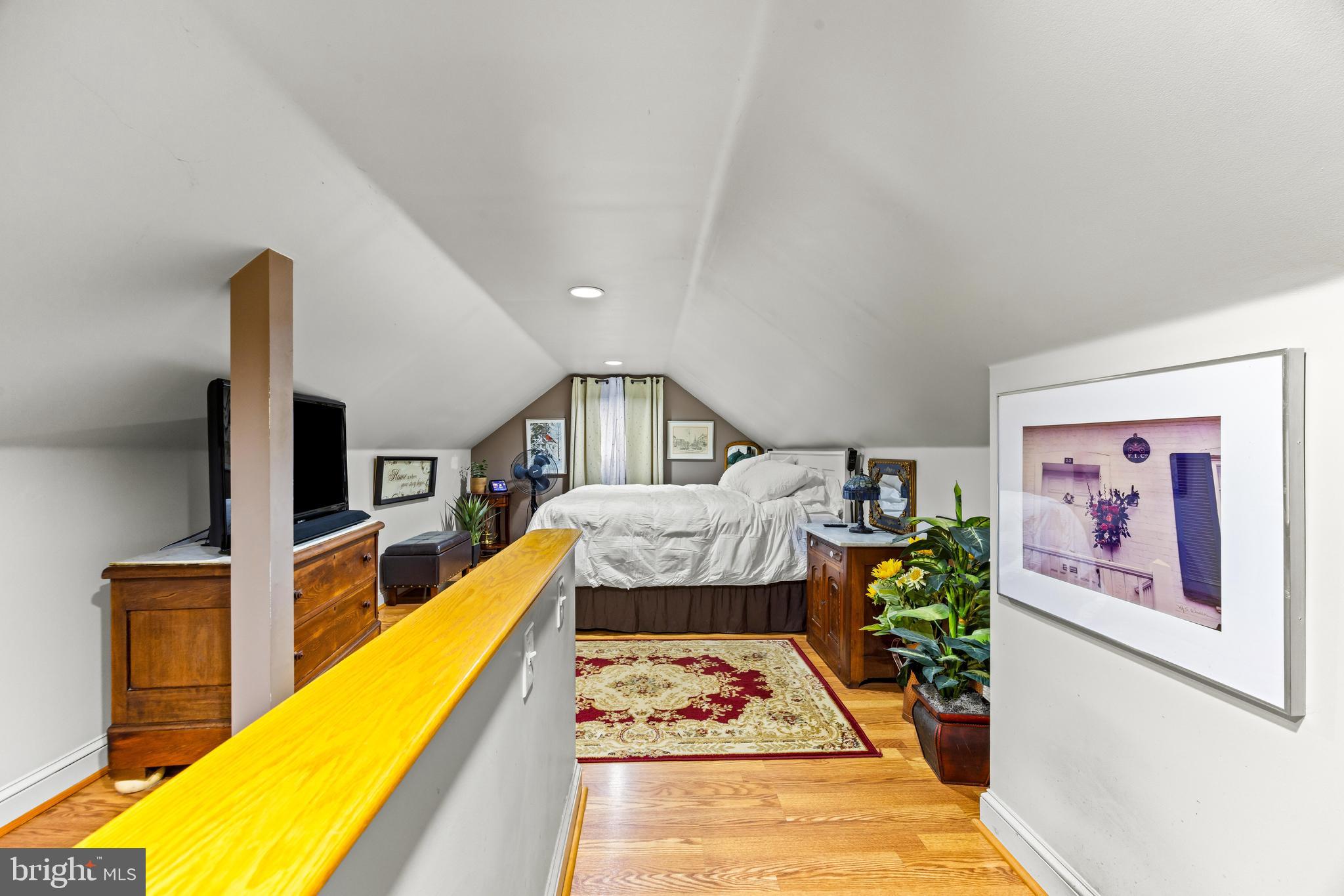 ARBUTUS - Residential