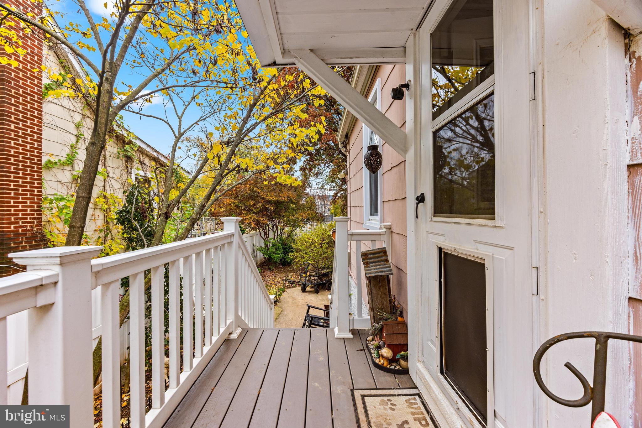 ARBUTUS - Residential