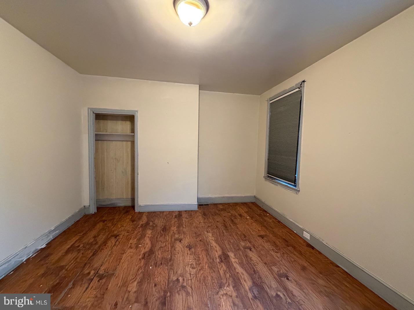 KENSINGTON - Residential