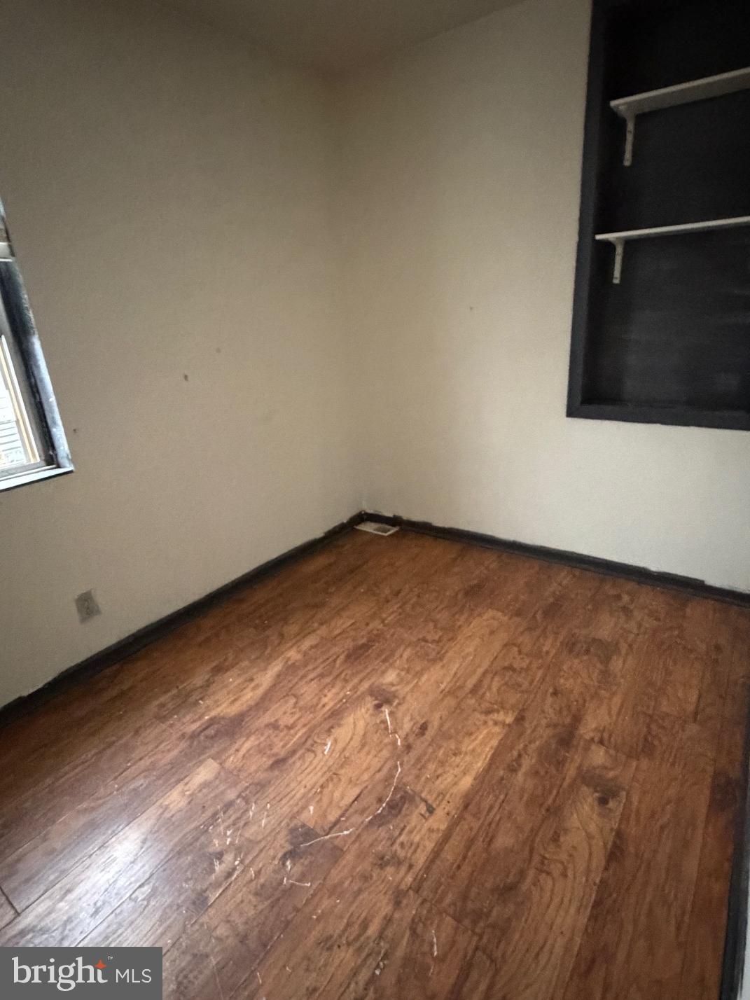 KENSINGTON - Residential