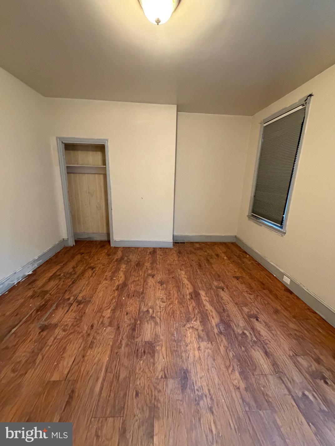 KENSINGTON - Residential