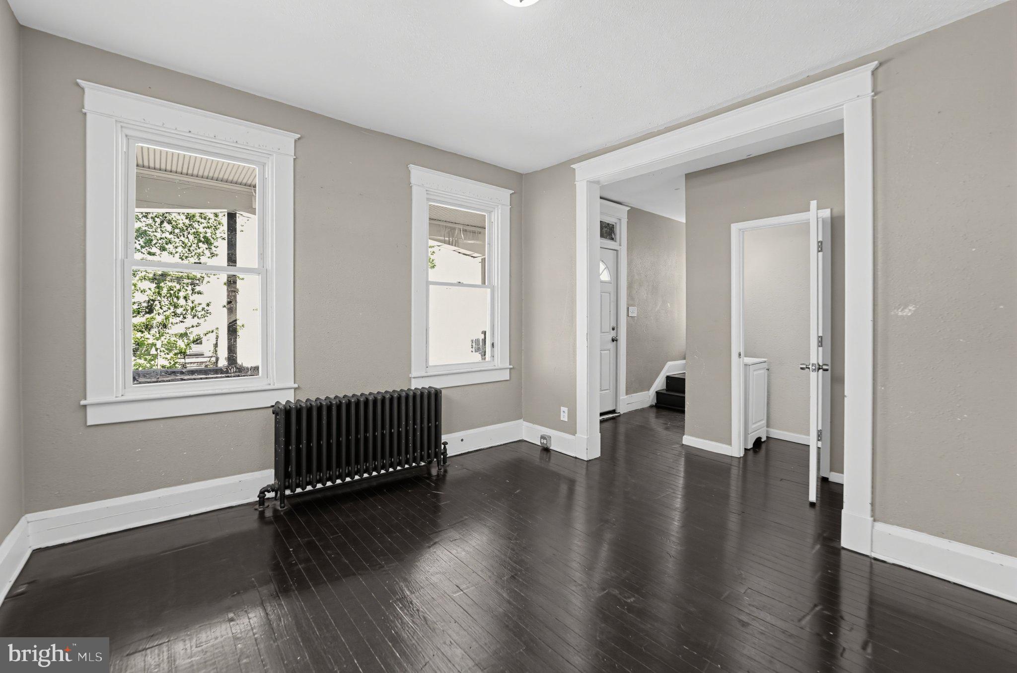 3003 DUBOIS AVENUE