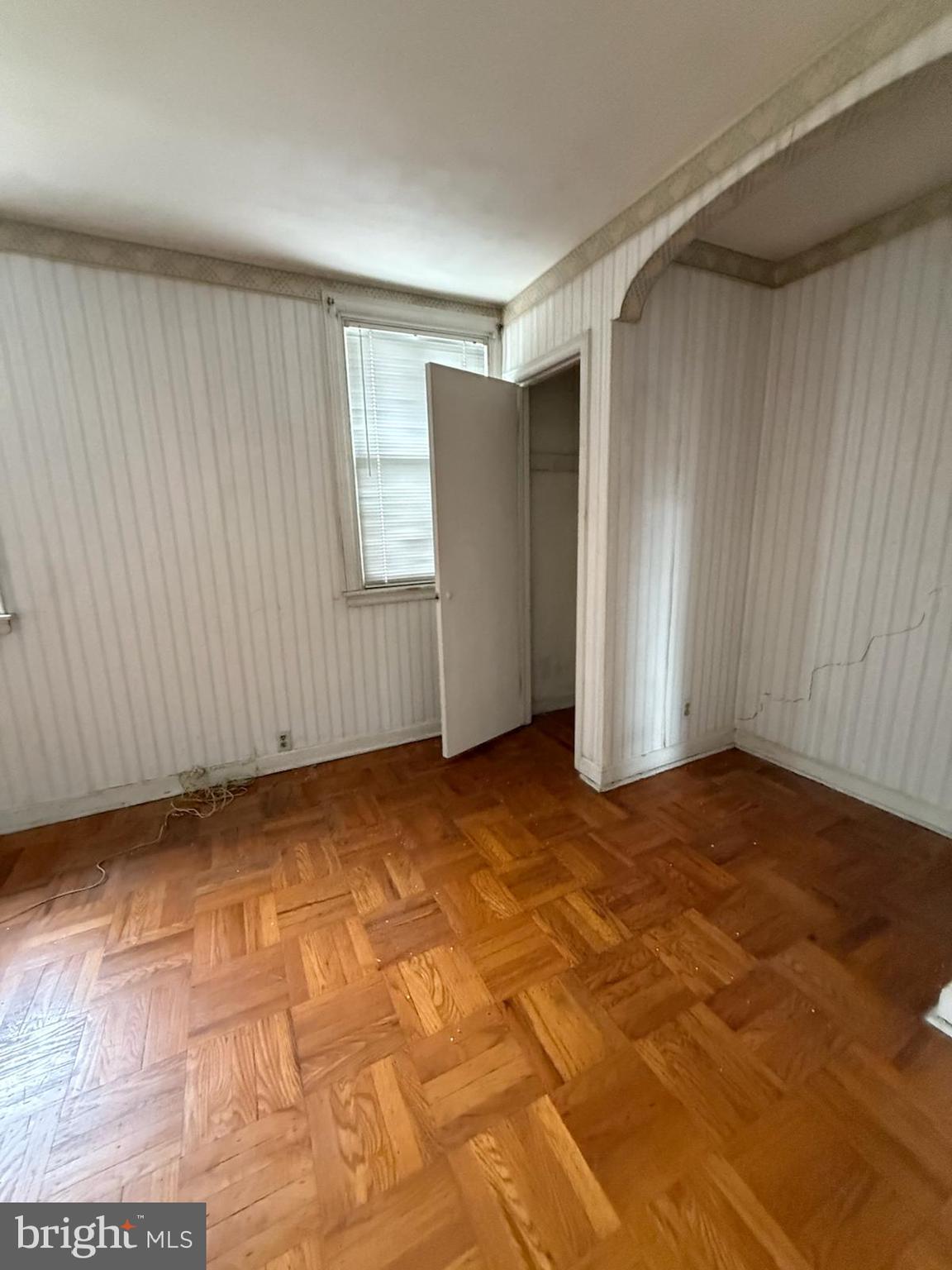 MAYFAIR (WEST) - Residential