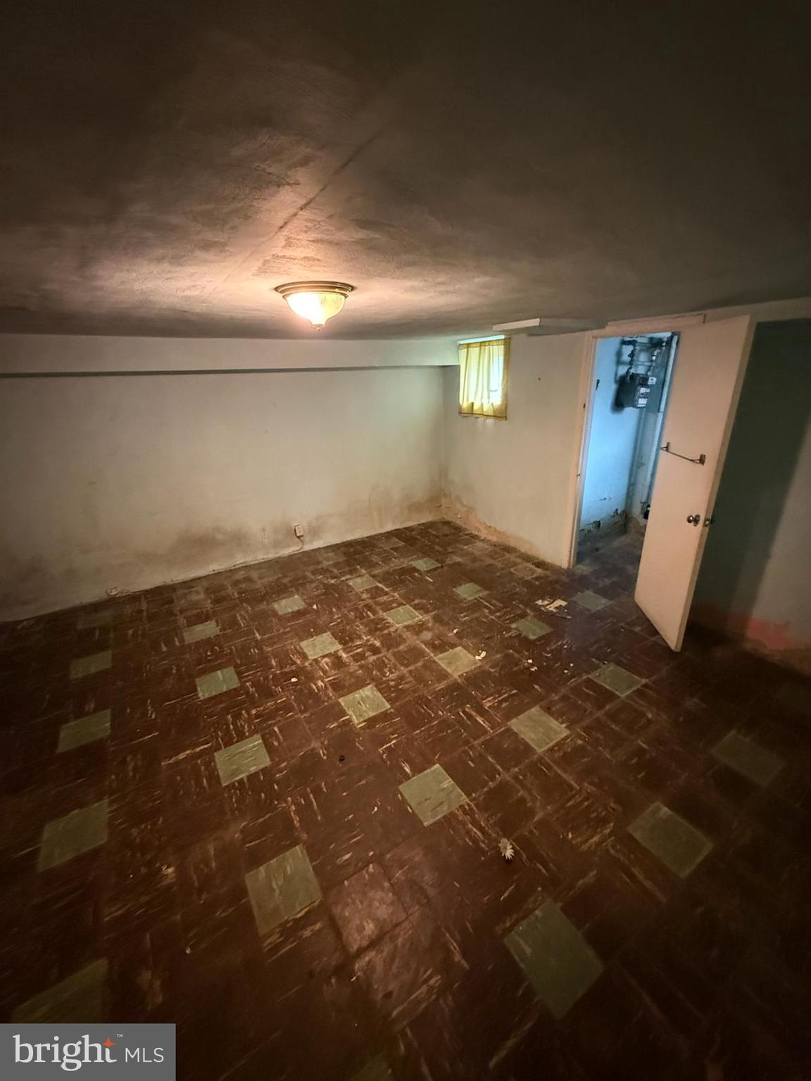 MAYFAIR (WEST) - Residential