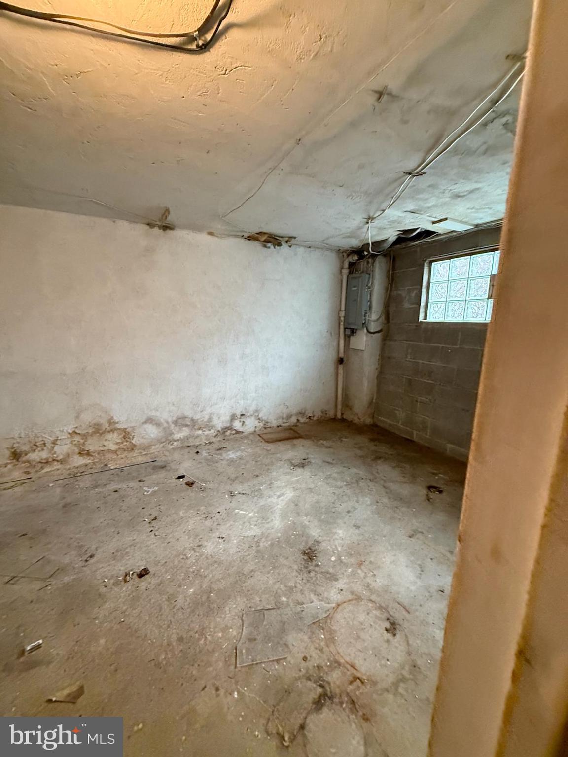 MAYFAIR (WEST) - Residential