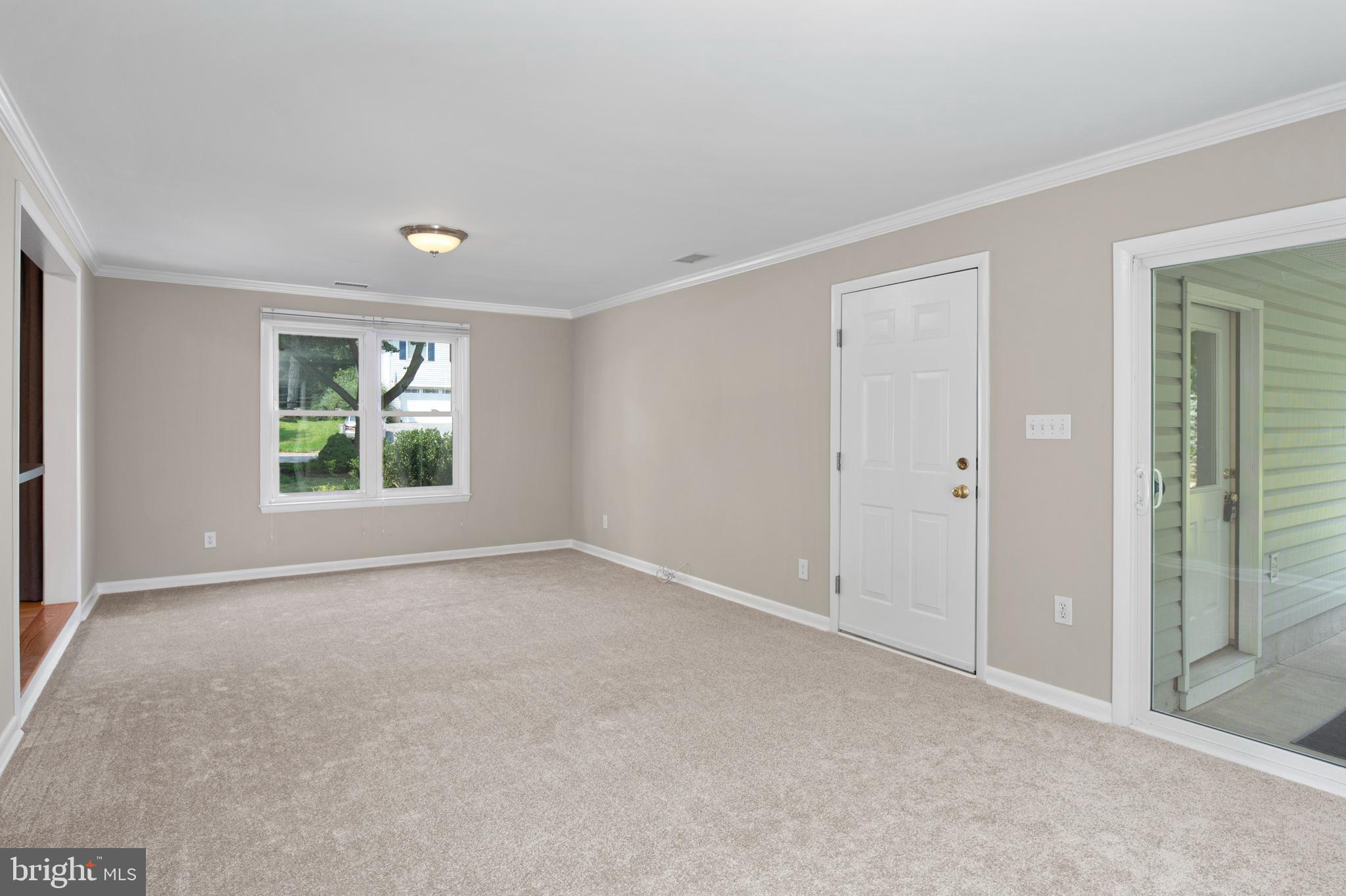 VILLAGE OF OAKLAND MILLS - Residential