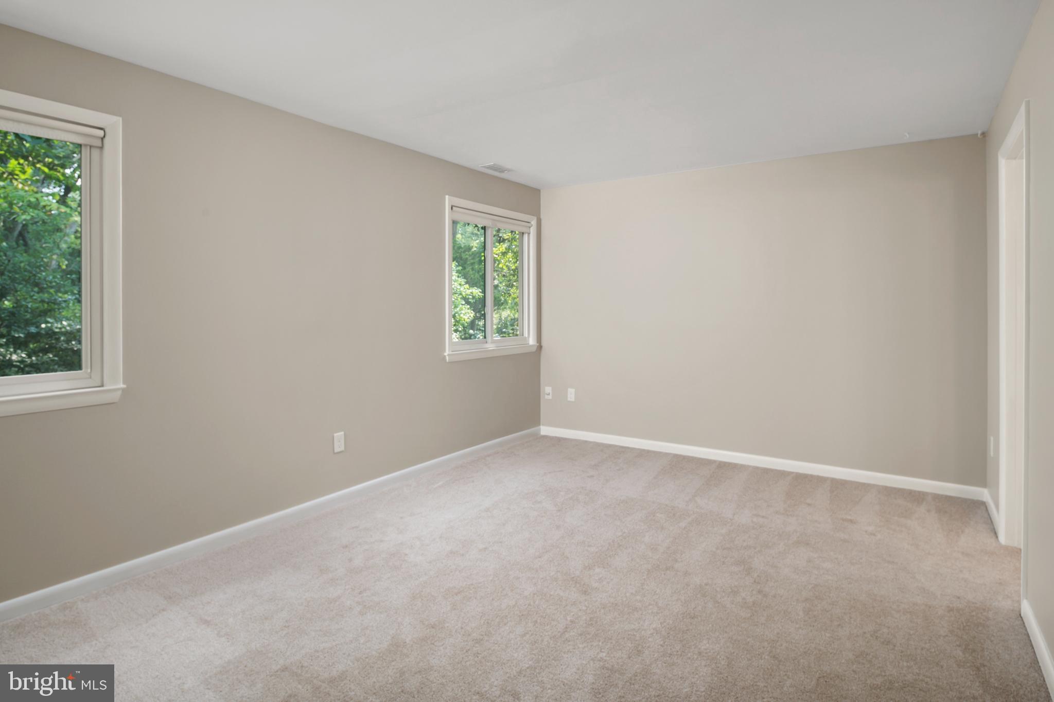 VILLAGE OF OAKLAND MILLS - Residential