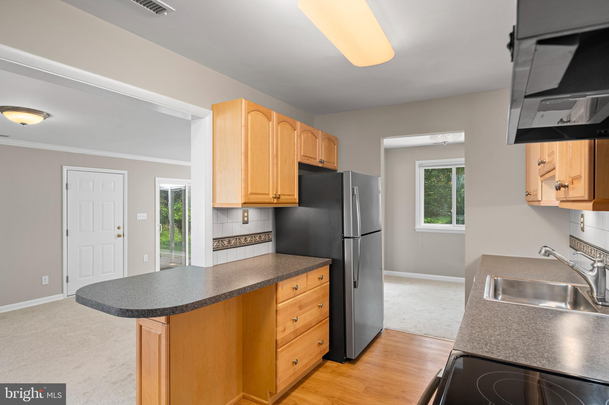 VILLAGE OF OAKLAND MILLS - Residential