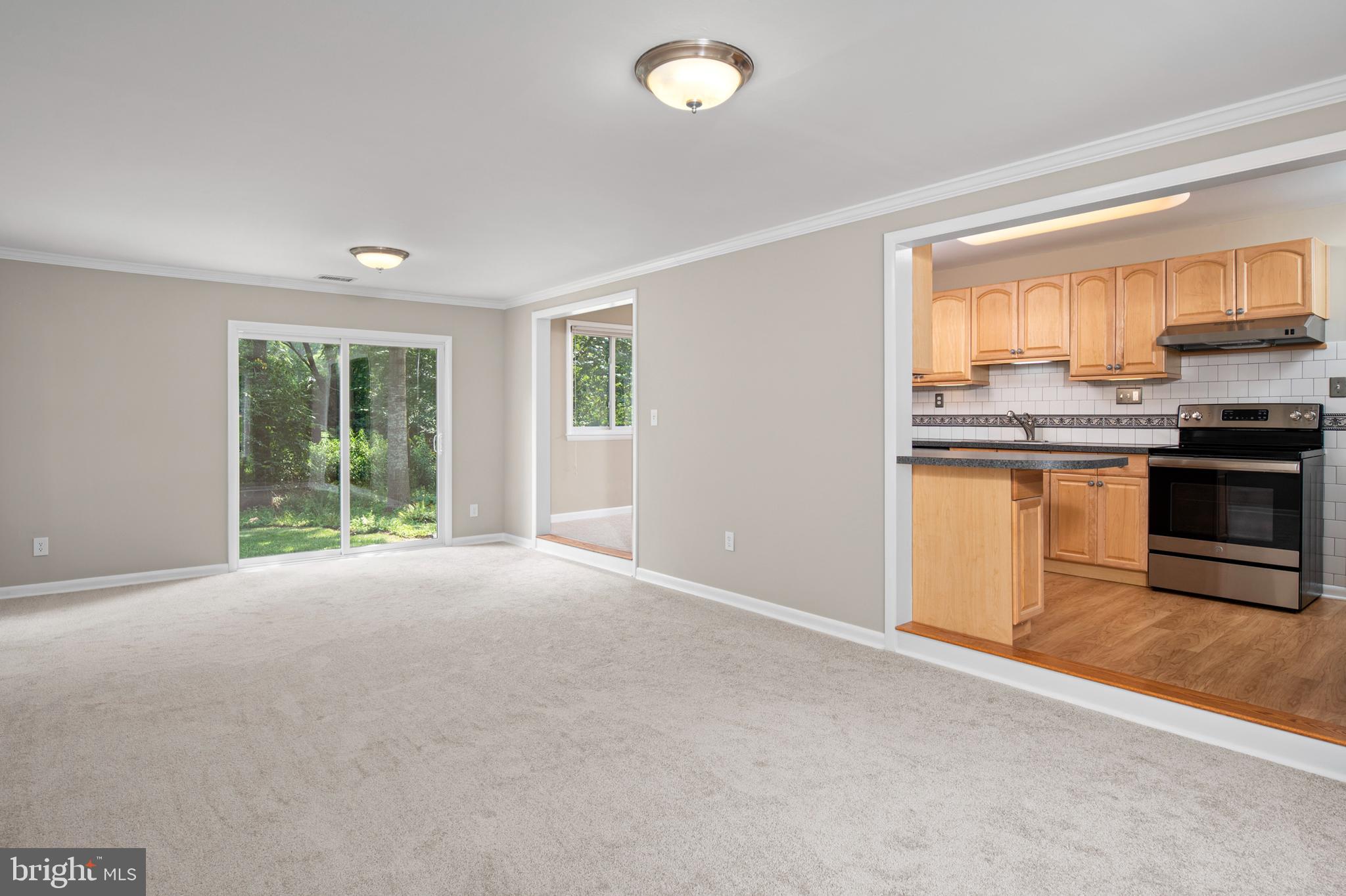 VILLAGE OF OAKLAND MILLS - Residential