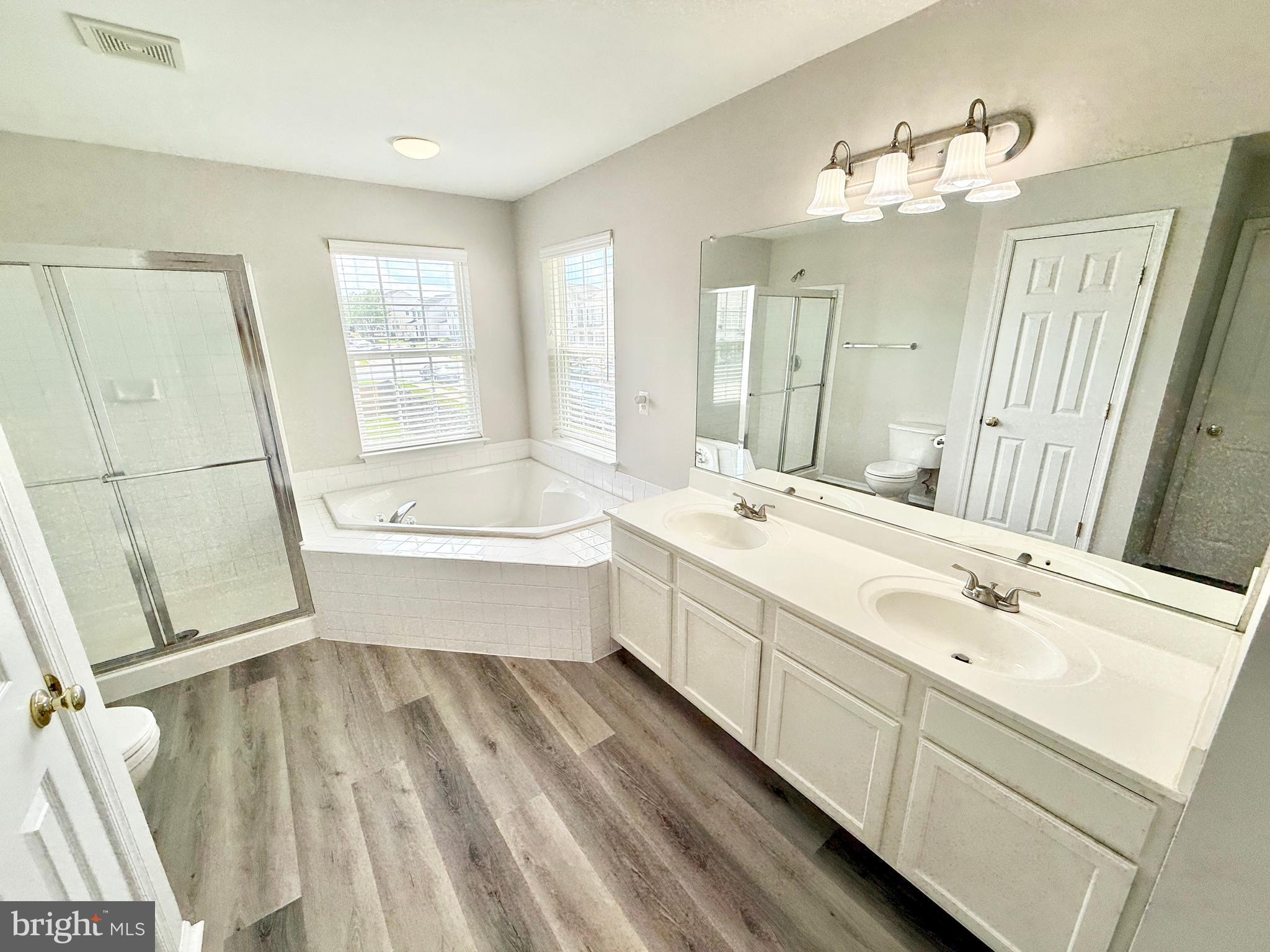 APPLE GROVE - Residential