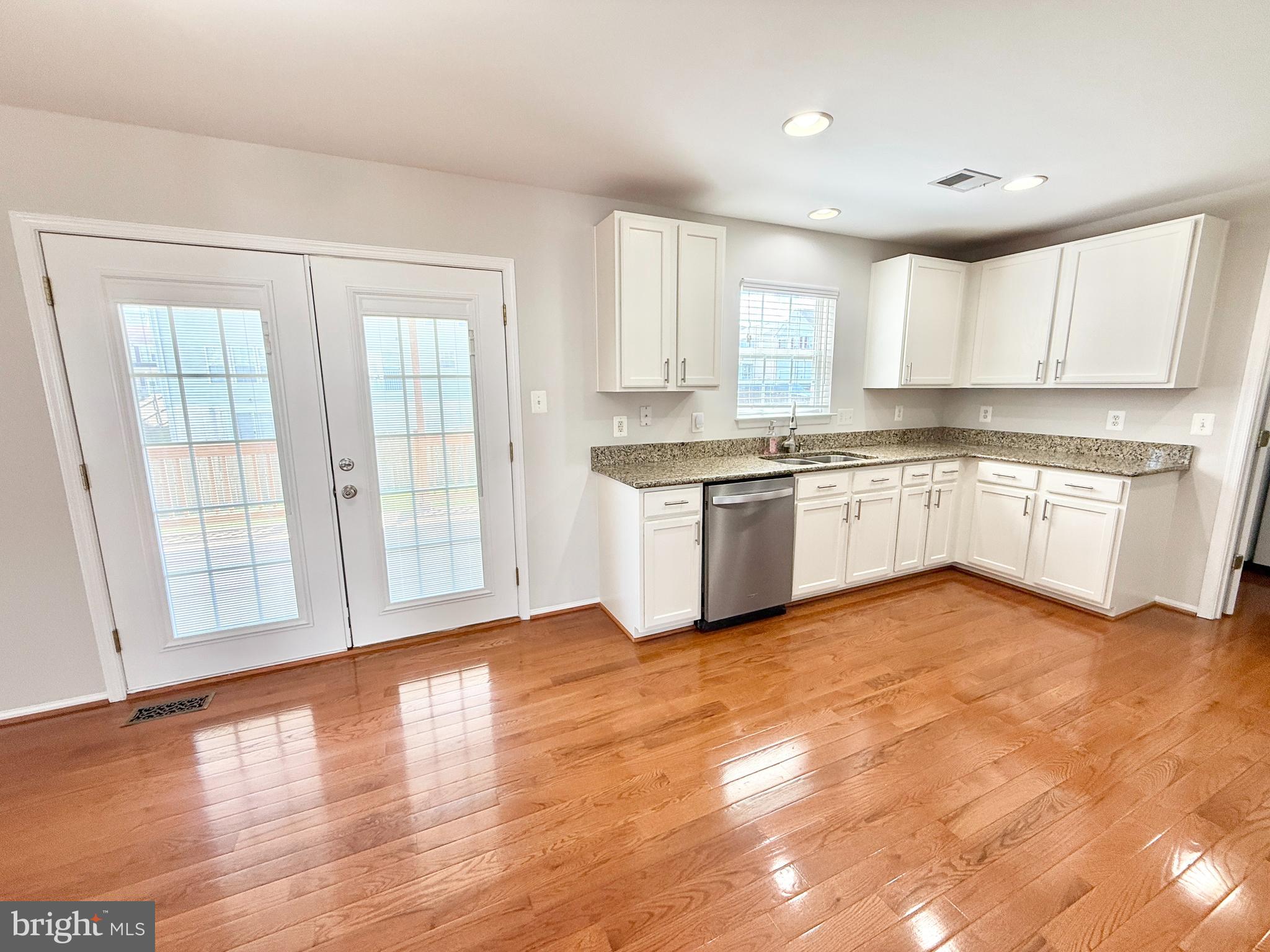 APPLE GROVE - Residential