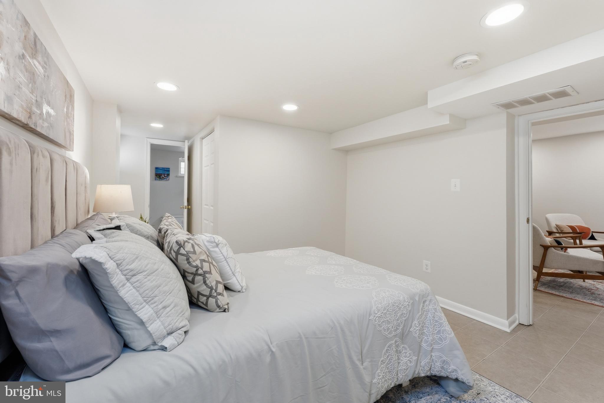 HIGHLAND VIEW - Residential