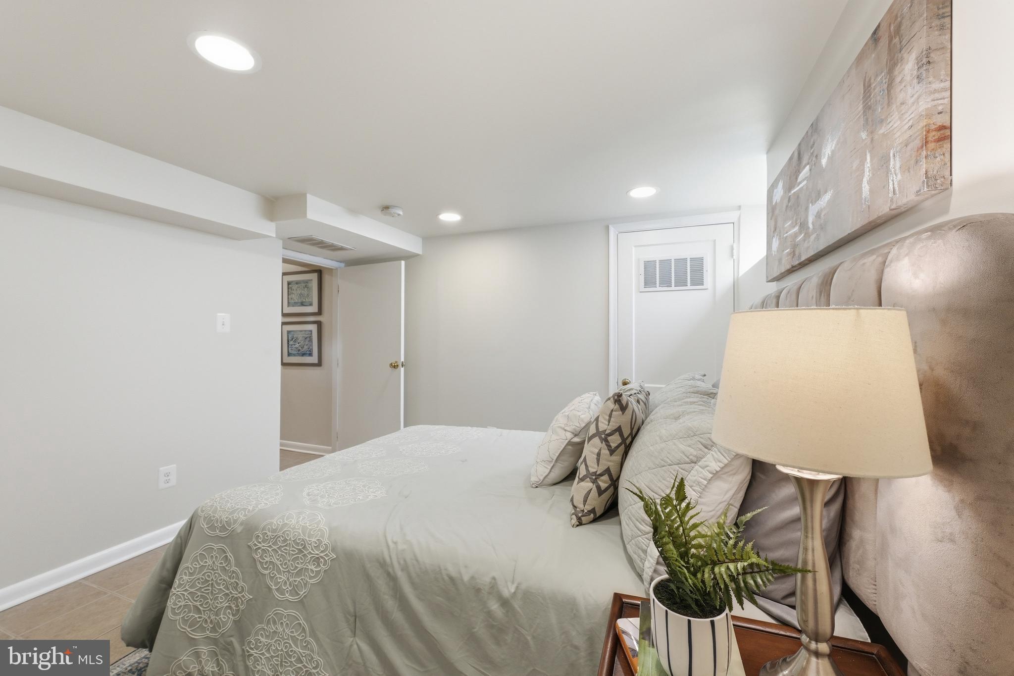 HIGHLAND VIEW - Residential