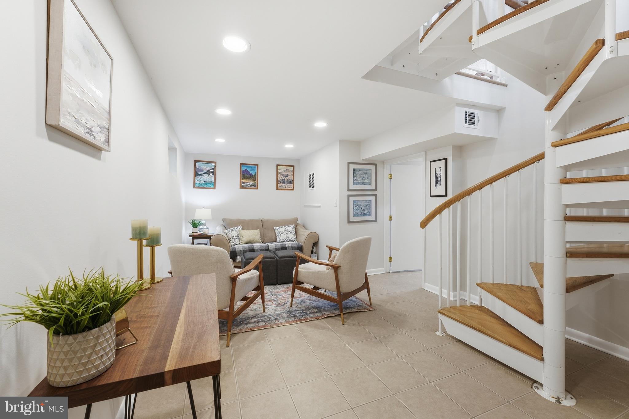 HIGHLAND VIEW - Residential