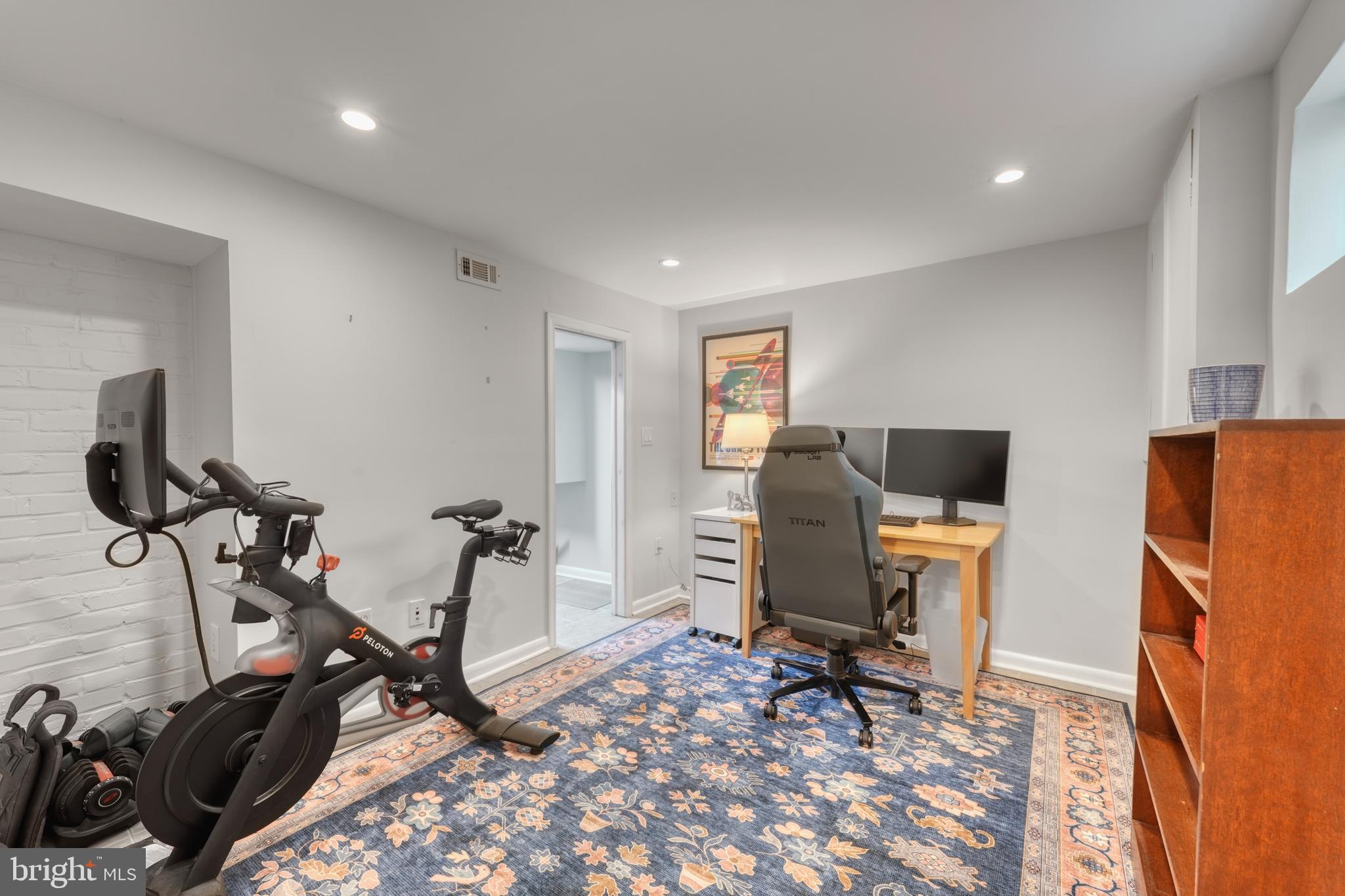 HIGHLAND VIEW - Residential