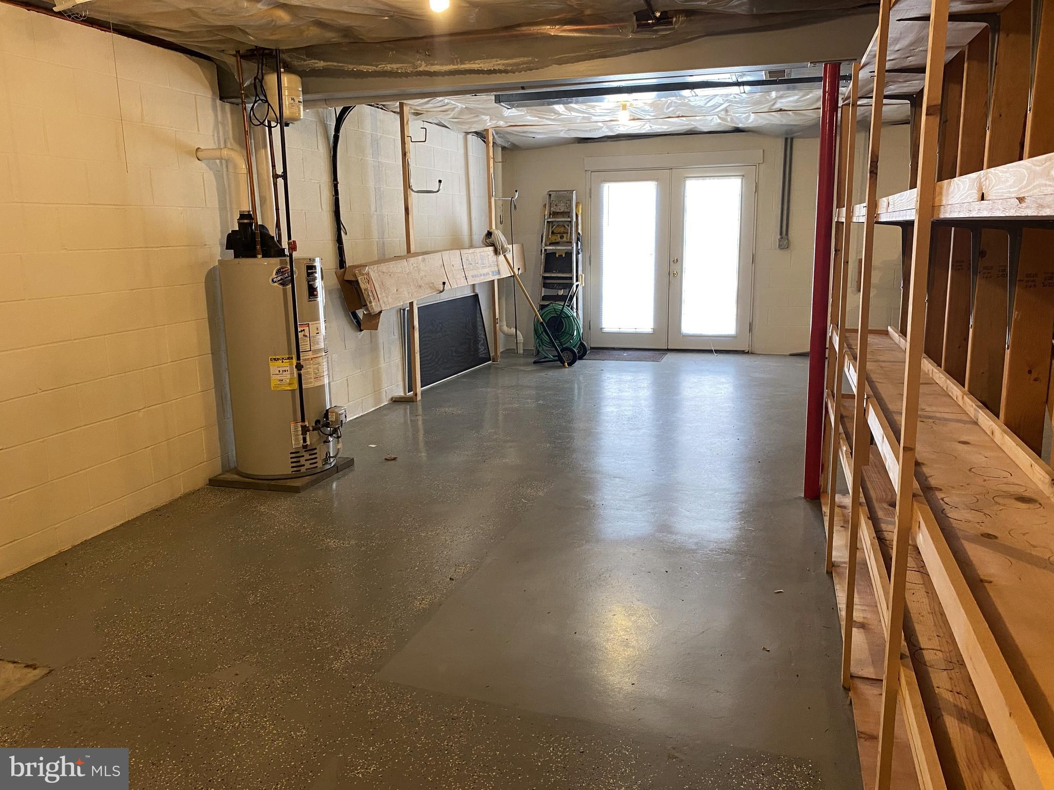 ROLLING OAKS - Residential