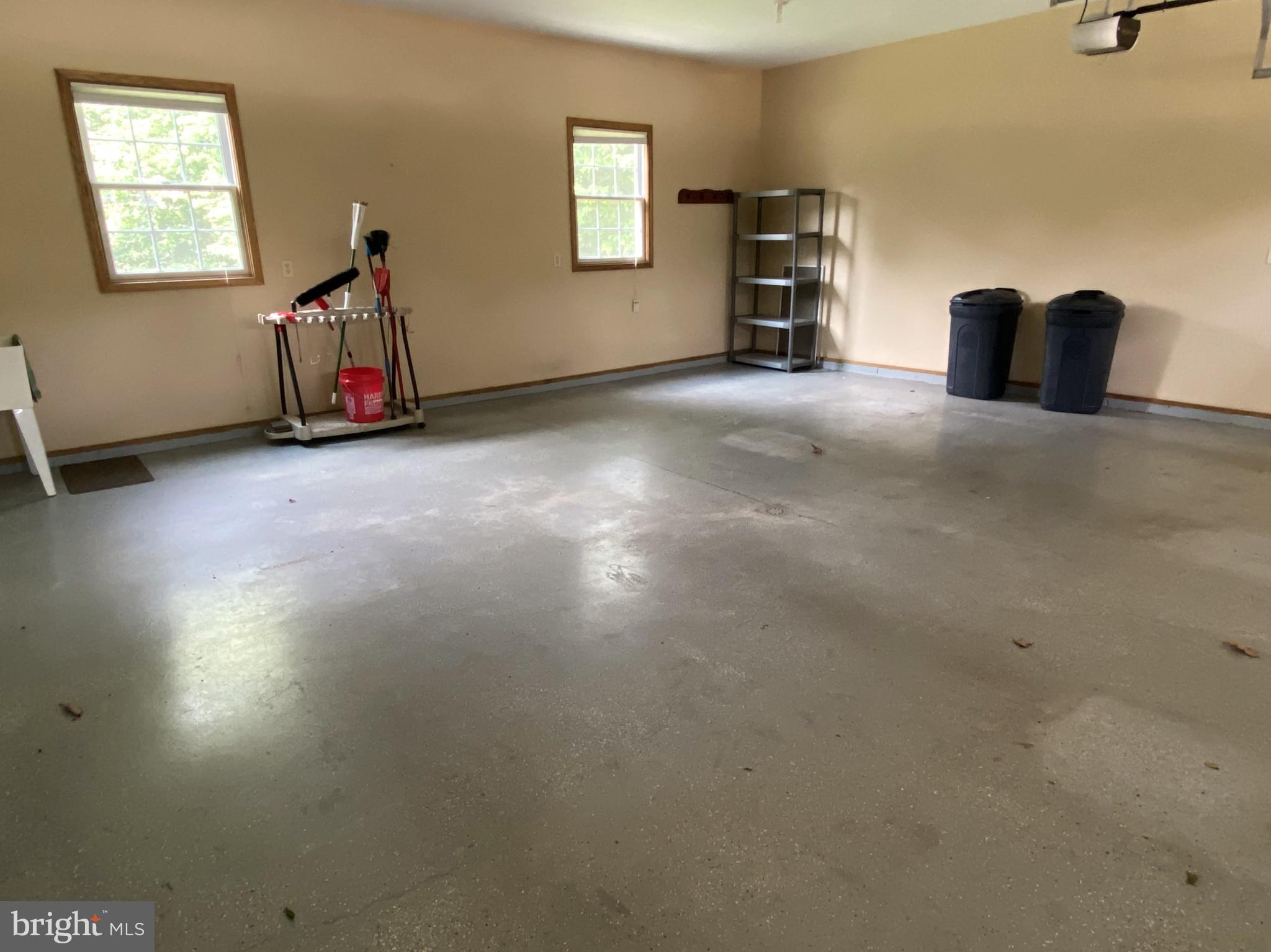 ROLLING OAKS - Residential