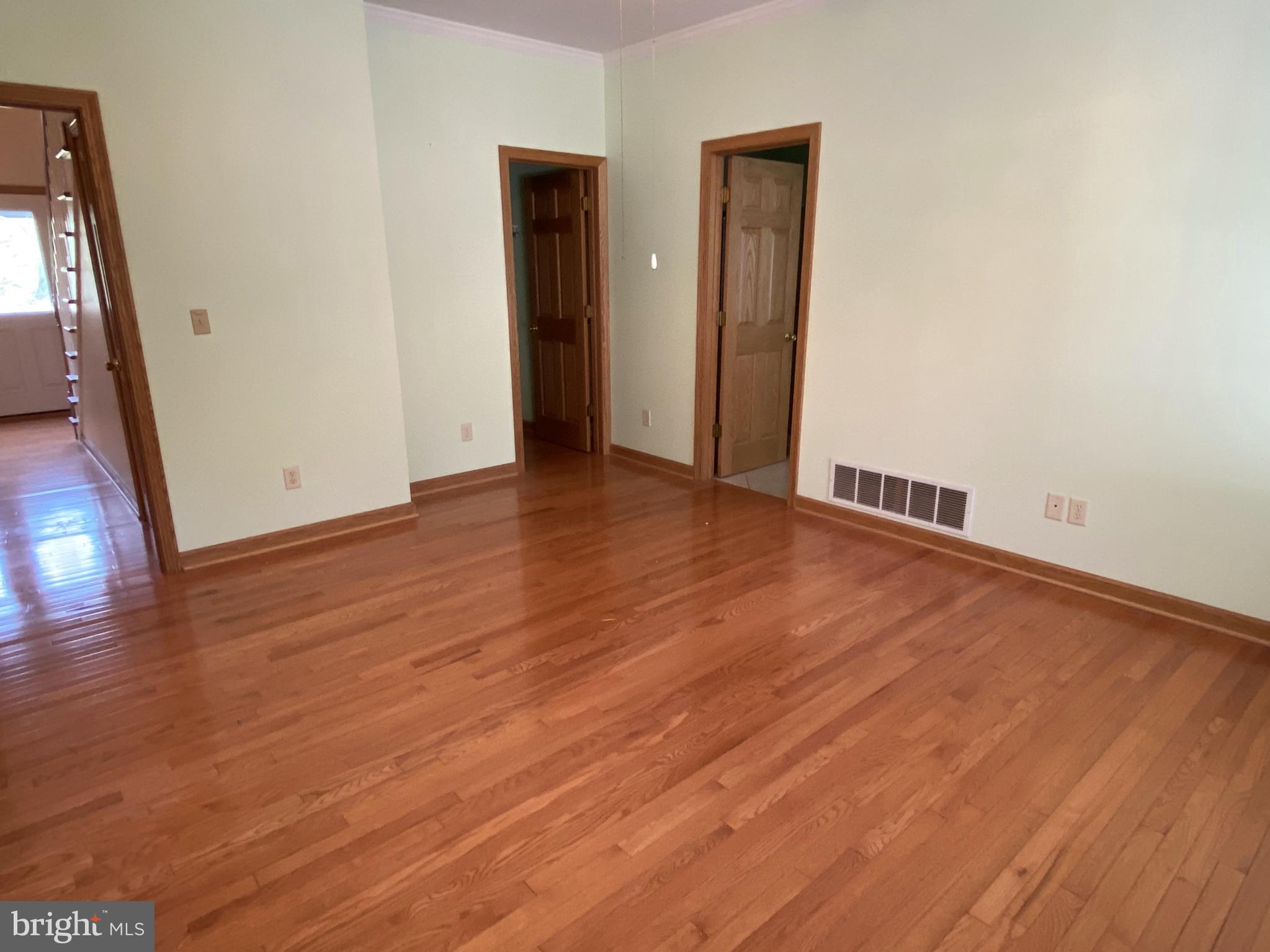 ROLLING OAKS - Residential