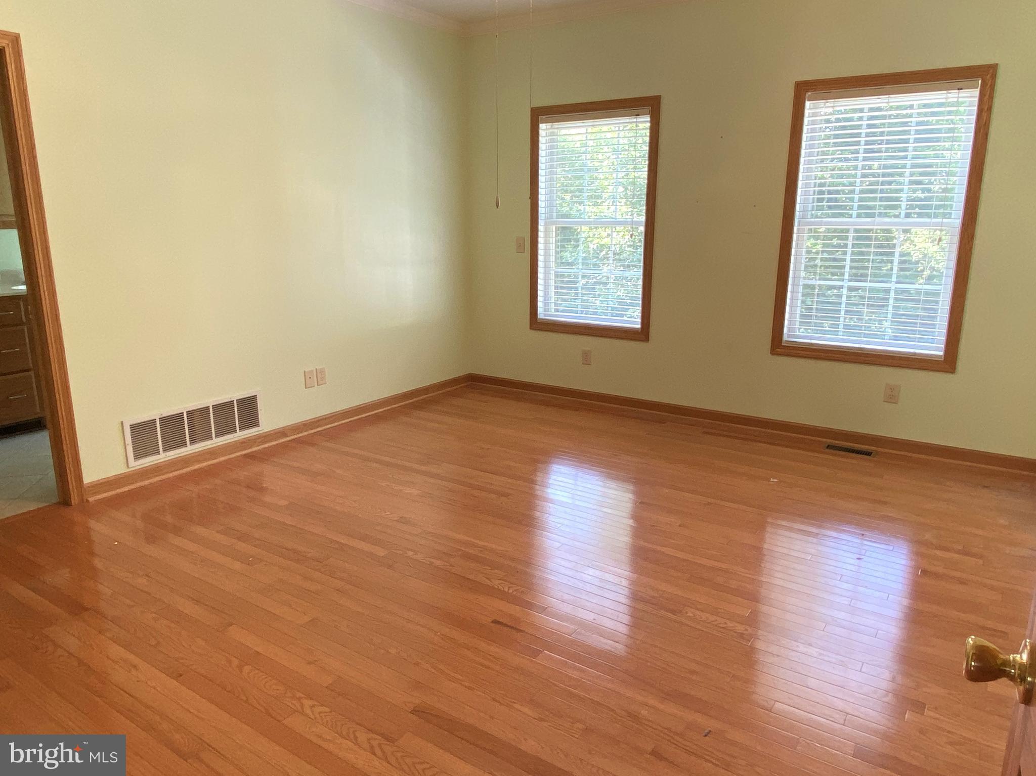 ROLLING OAKS - Residential