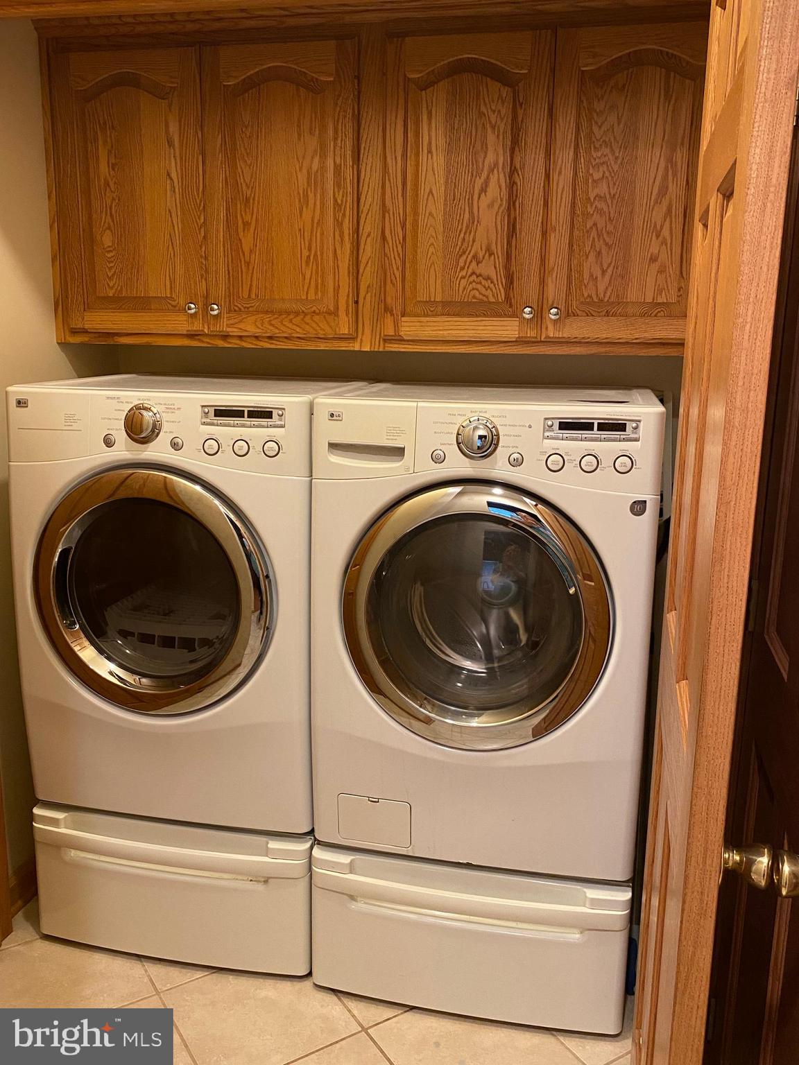 ROLLING OAKS - Residential