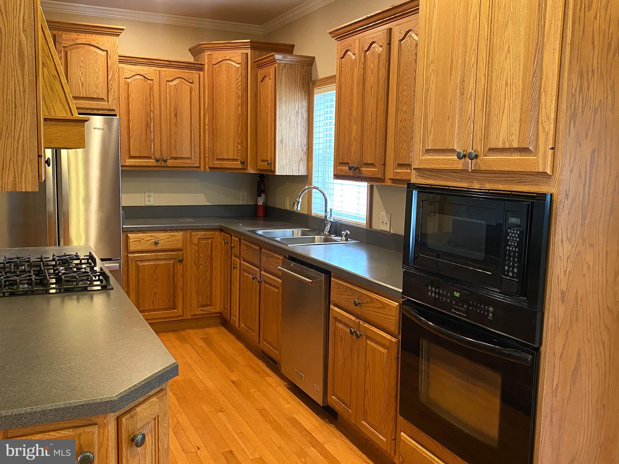 ROLLING OAKS - Residential