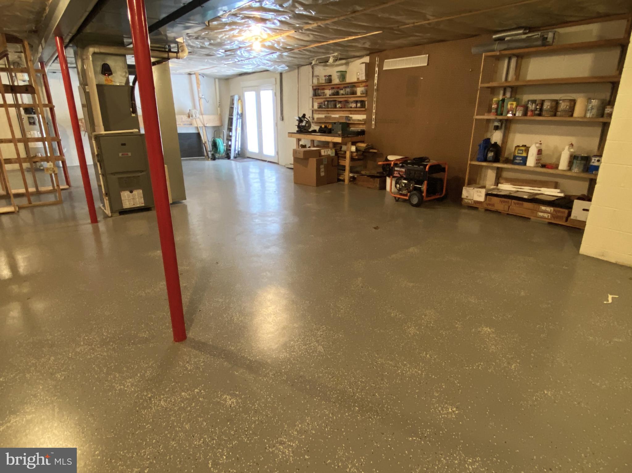 ROLLING OAKS - Residential