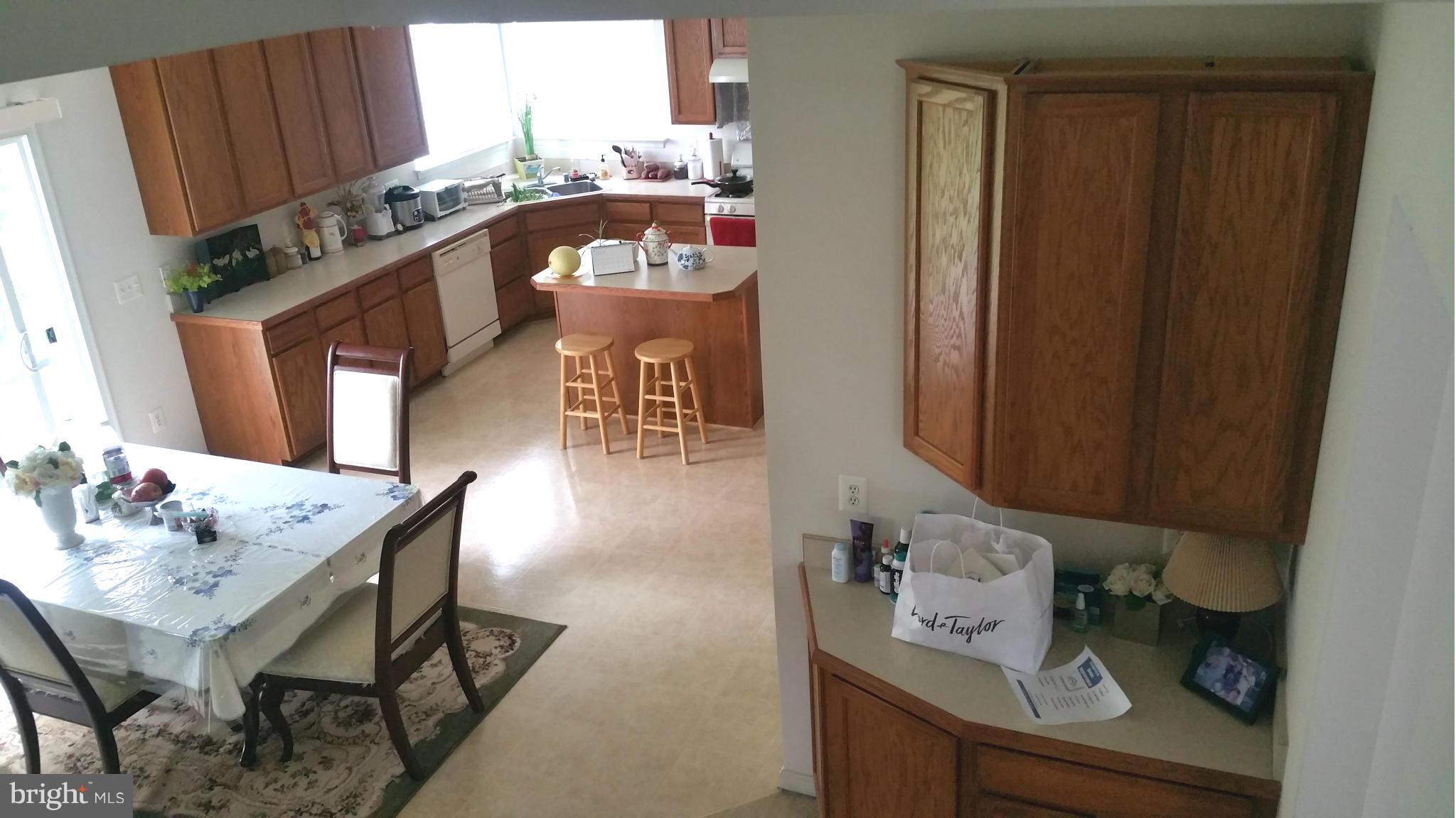 CROSSMAN CREEK - Residential Lease