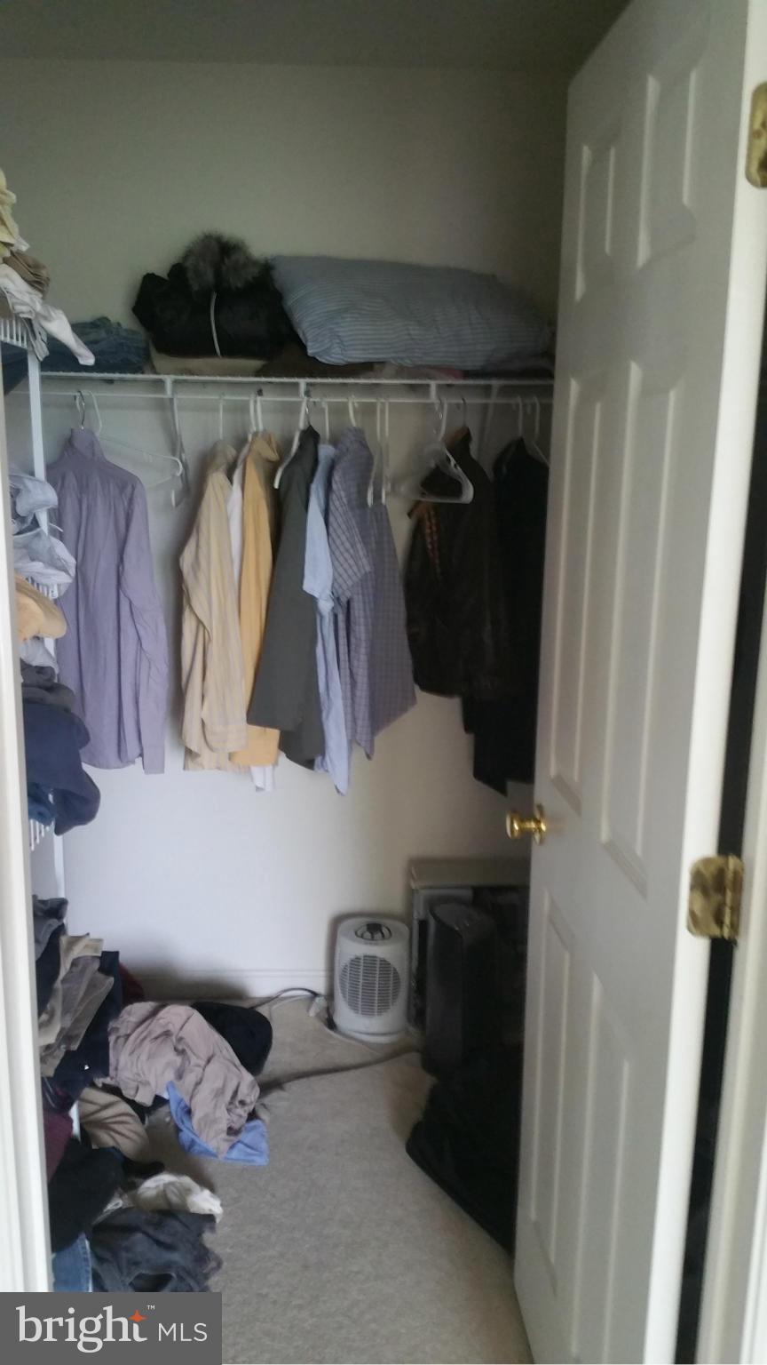 CROSSMAN CREEK - Residential Lease