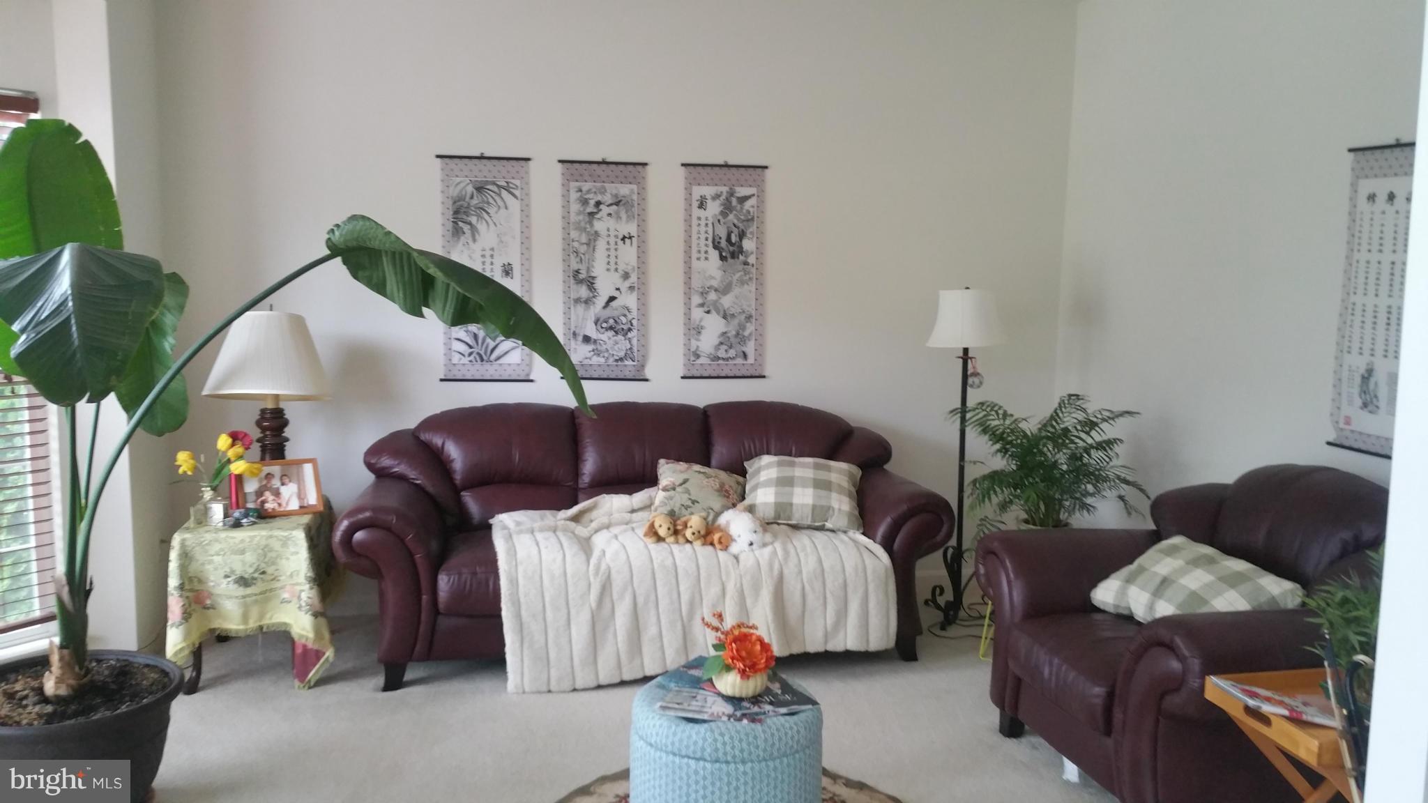 CROSSMAN CREEK - Residential Lease