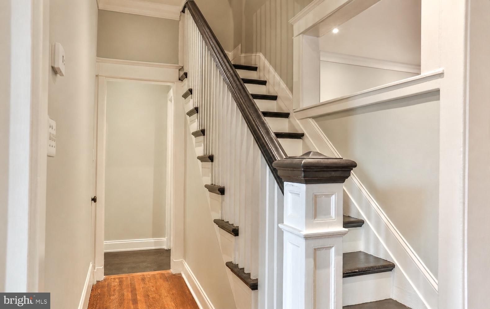 ROLAND PARK - Residential