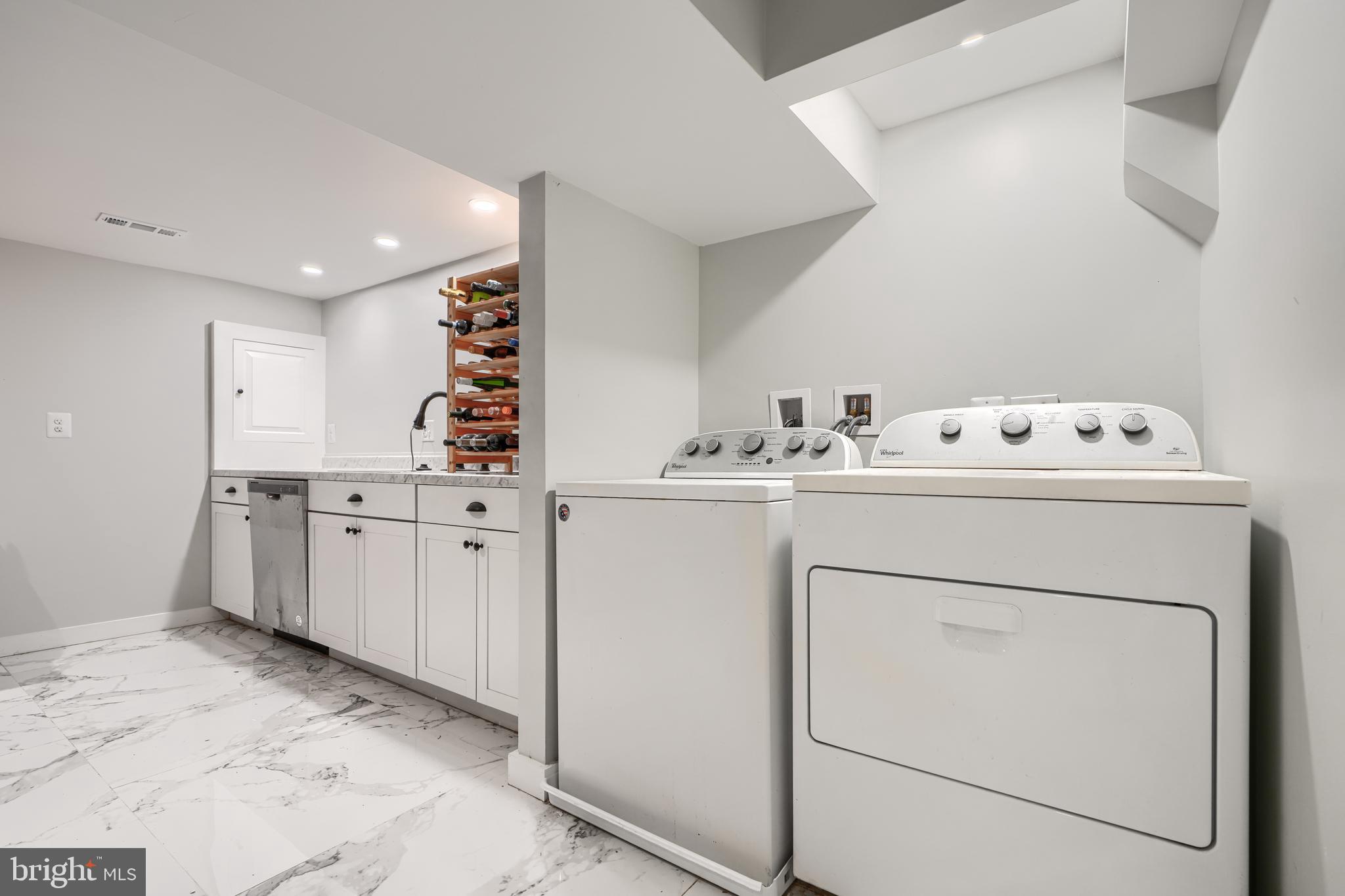 ROLAND PARK - Residential