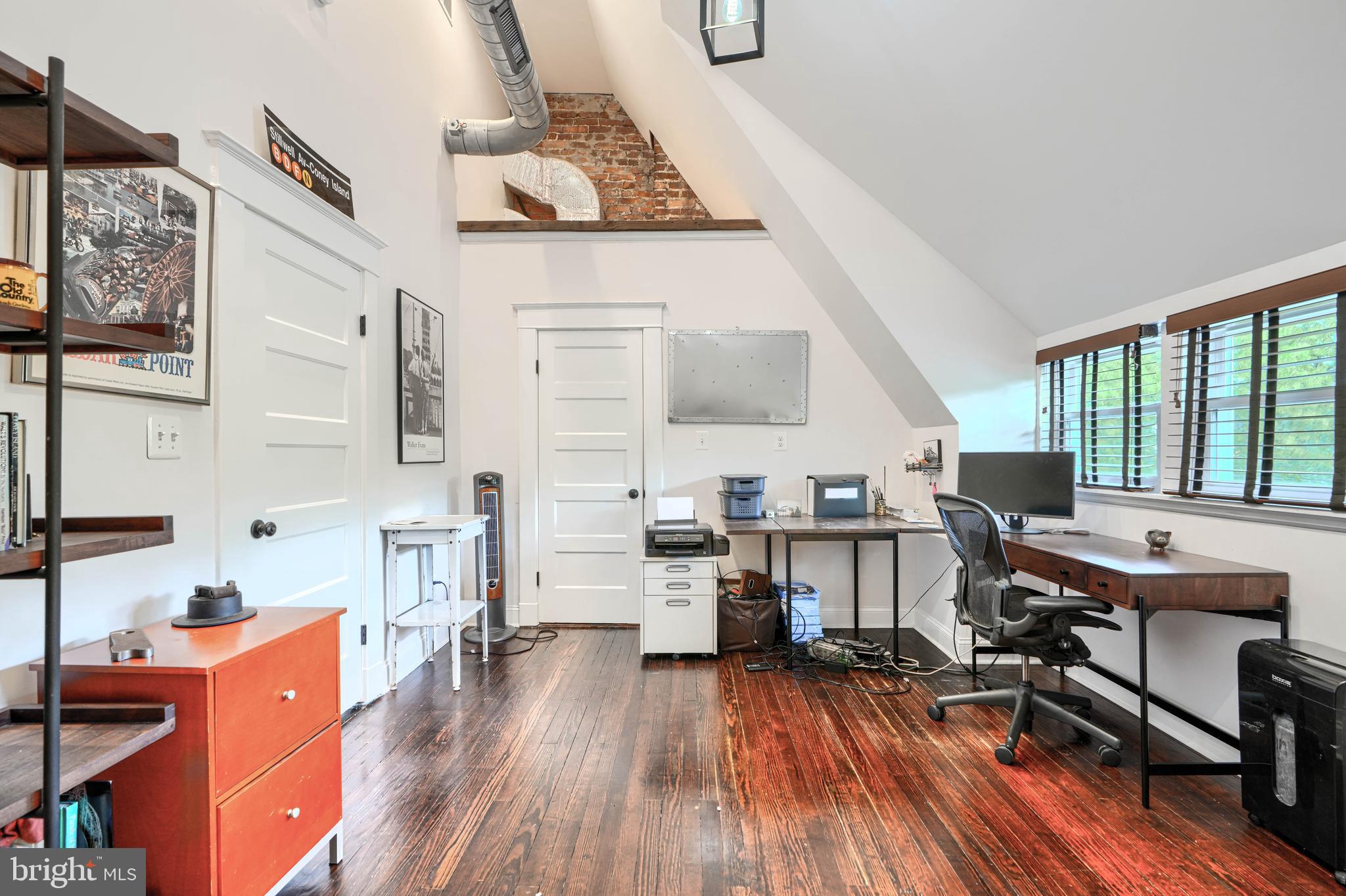 ROLAND PARK - Residential
