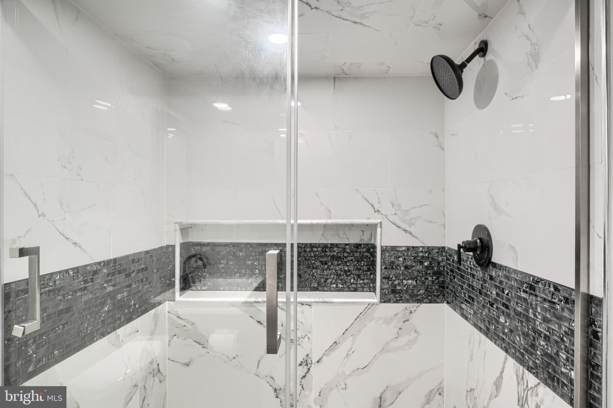 ROLAND PARK - Residential