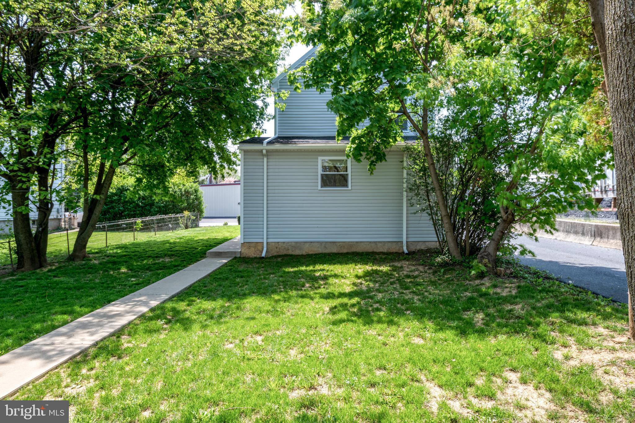 MANHEIM BOROUGH - Residential