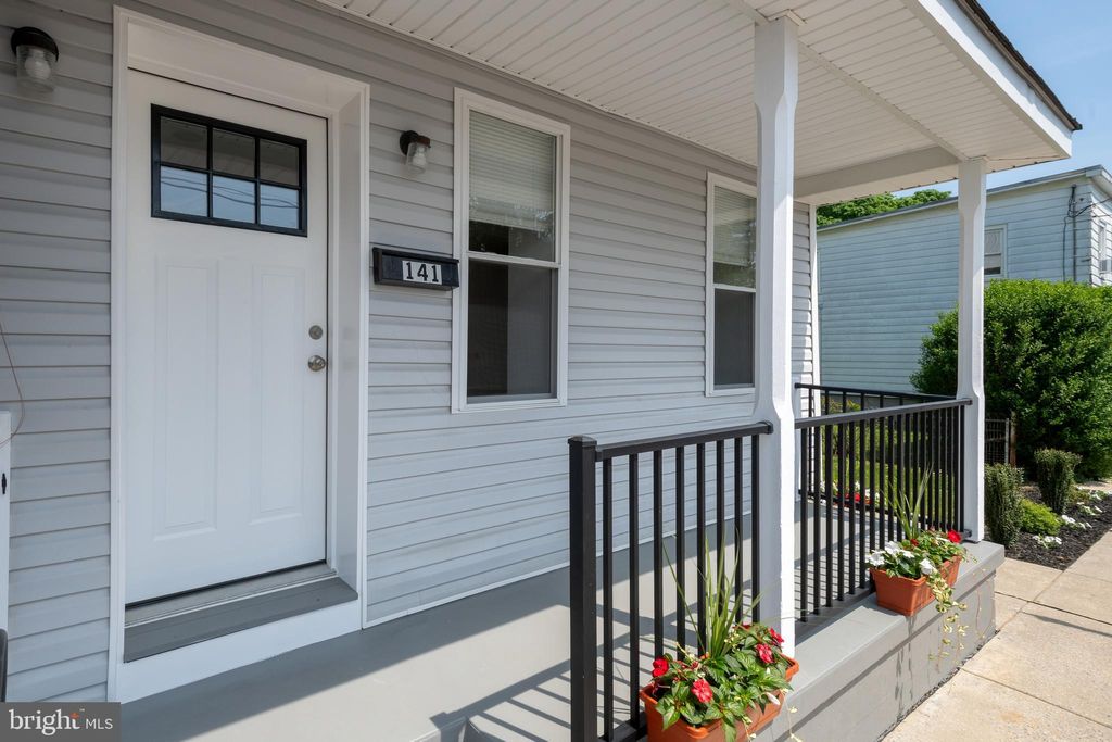 Photo of 141 S Wolf Street, MANHEIM, PA 17545 (MLS # PALA2069092)