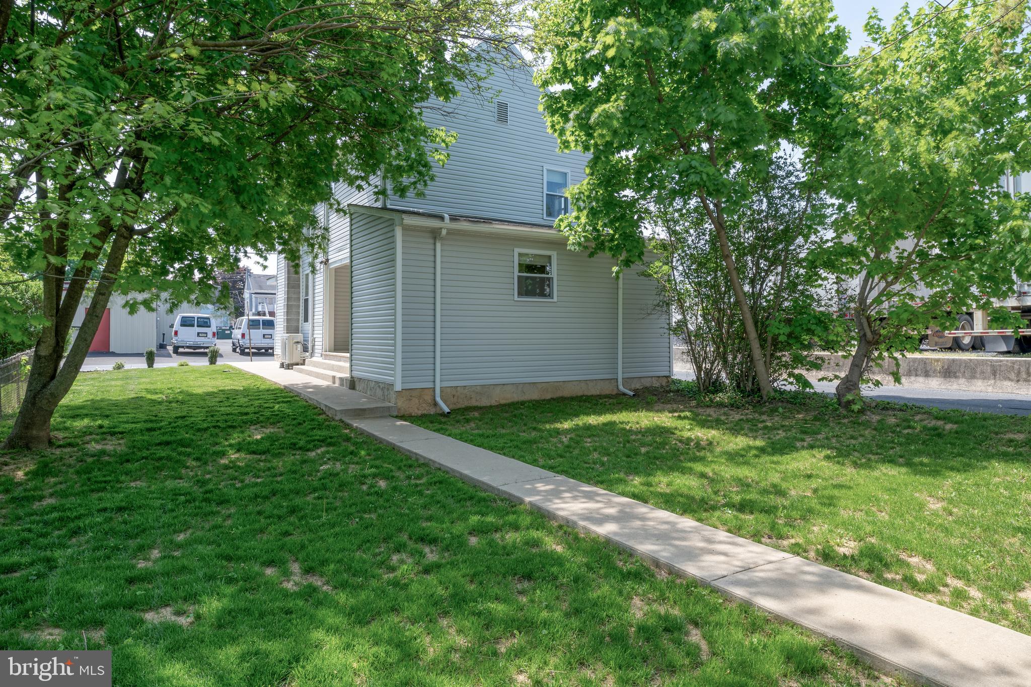 MANHEIM BOROUGH - Residential