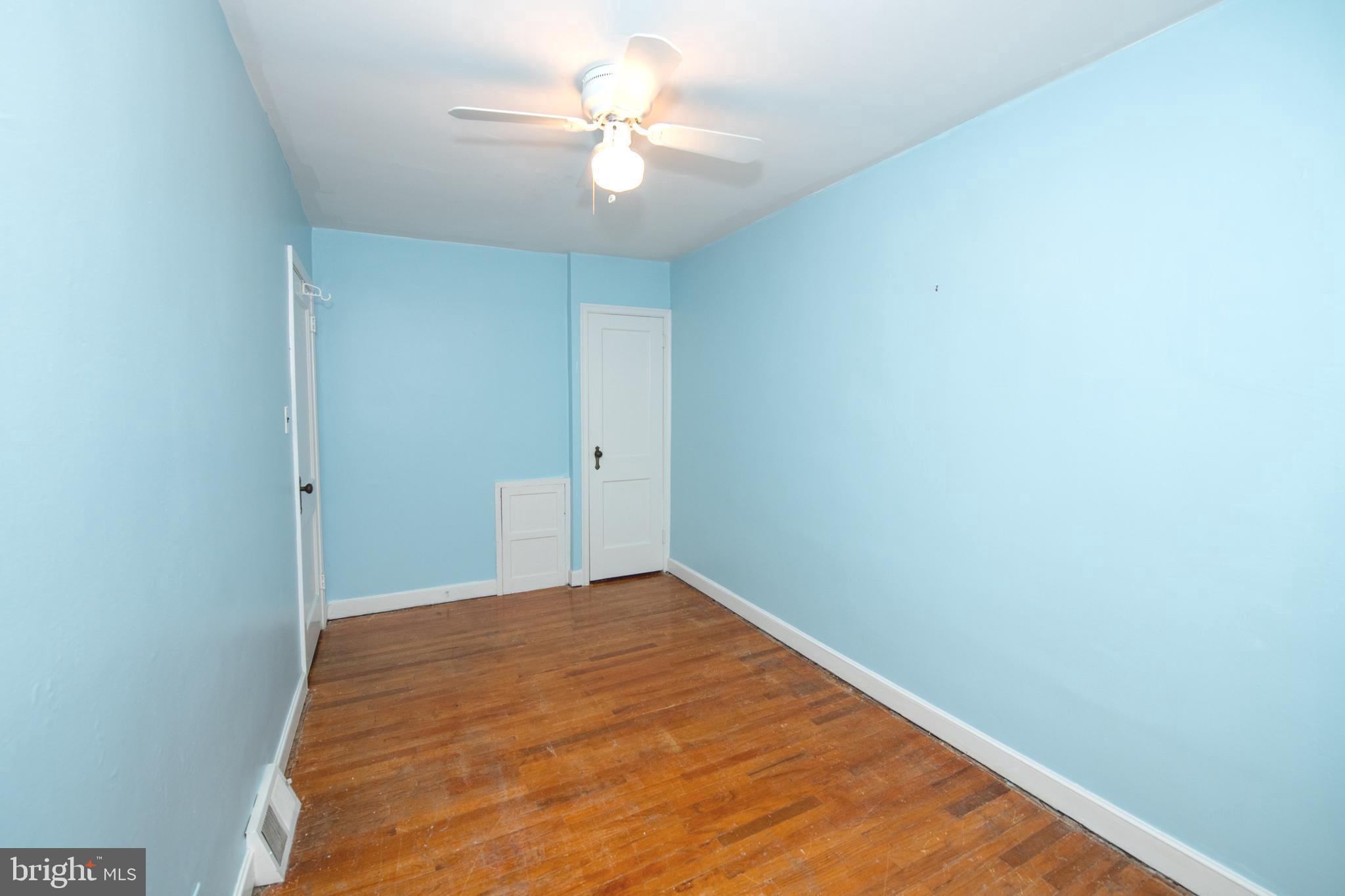 MAYFAIR (EAST) - Residential