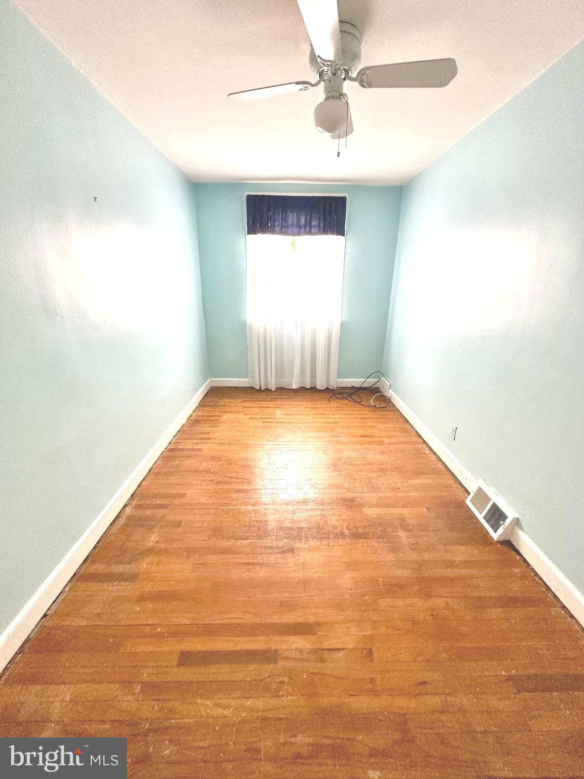 MAYFAIR (EAST) - Residential