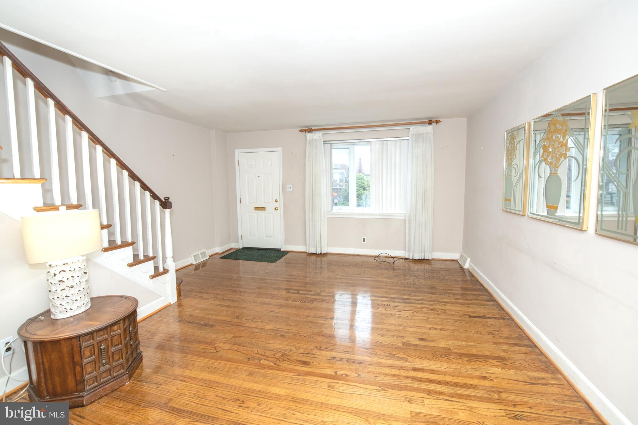 MAYFAIR (EAST) - Residential