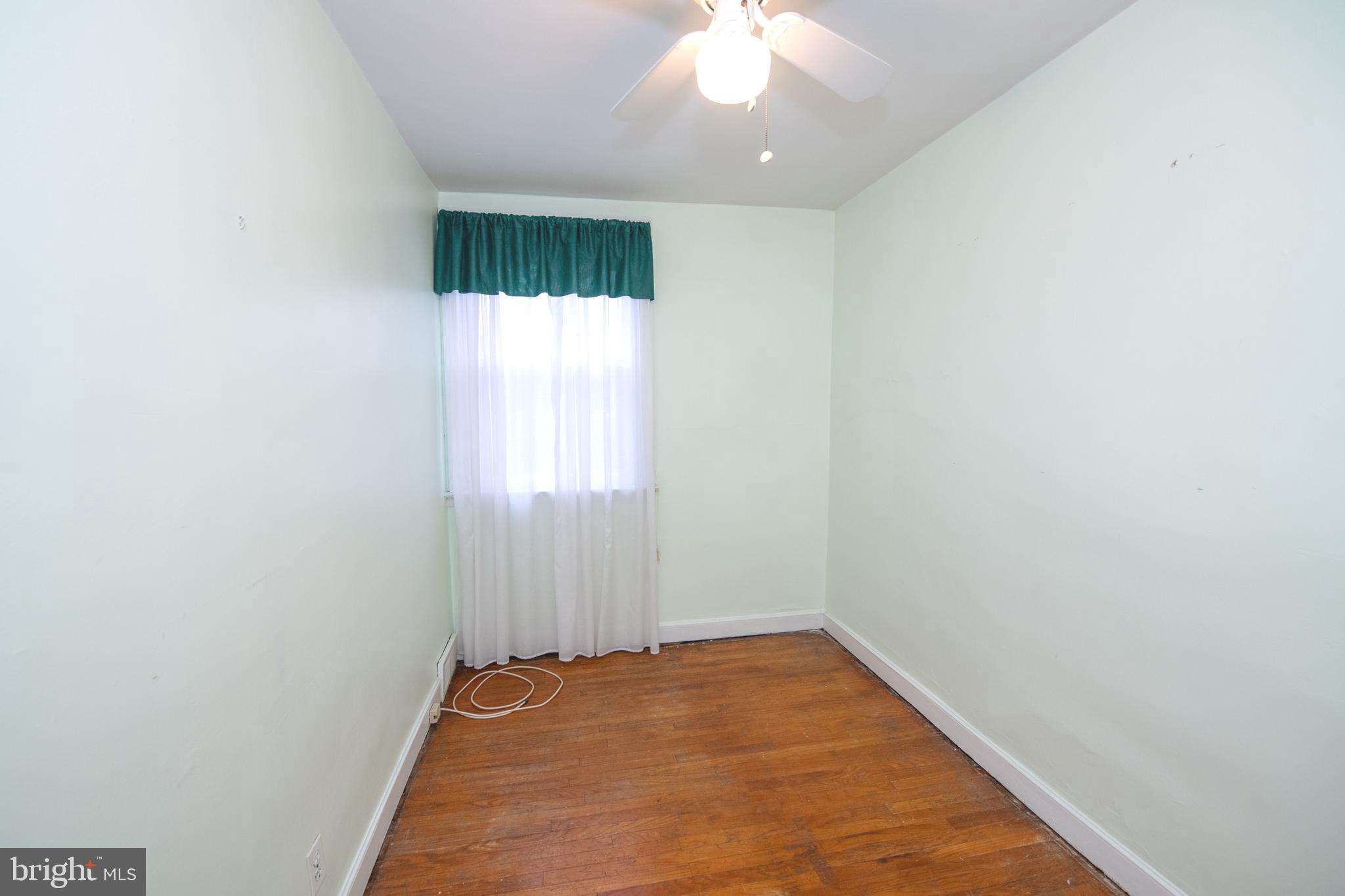 MAYFAIR (EAST) - Residential