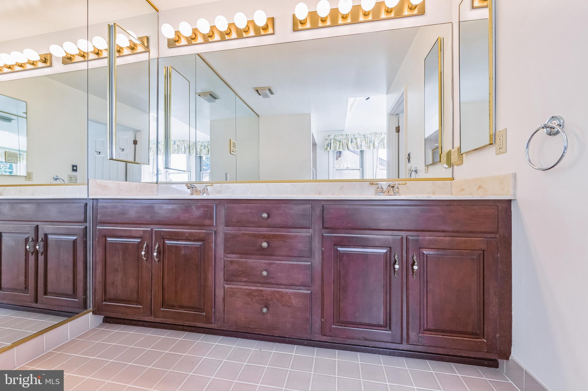 HERSHEYS MILL - Residential