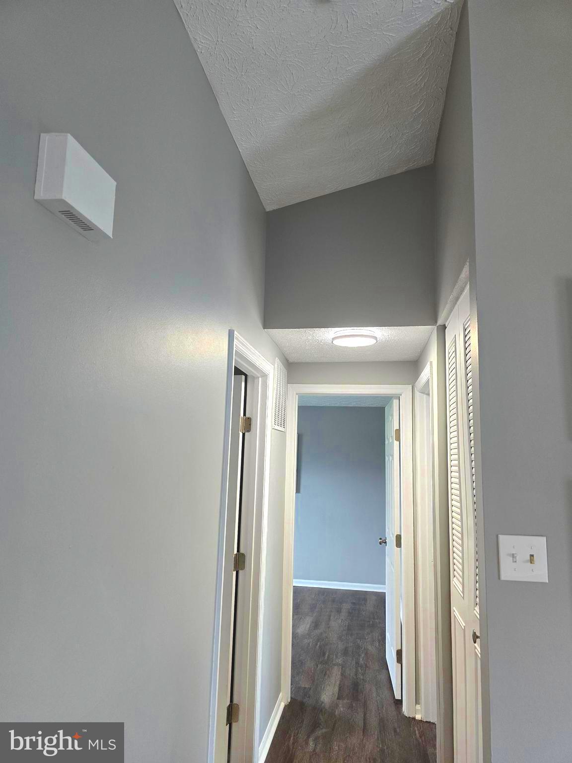 WOODBRIDGE CENTER - Residential