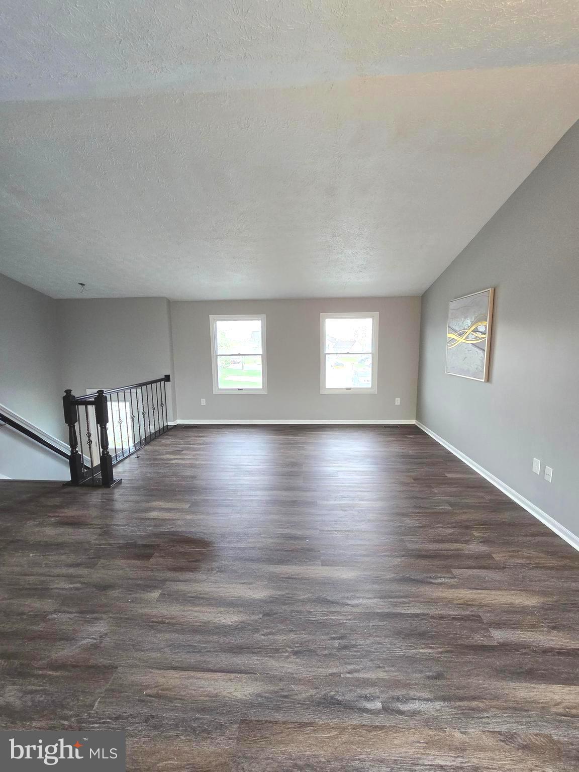 WOODBRIDGE CENTER - Residential